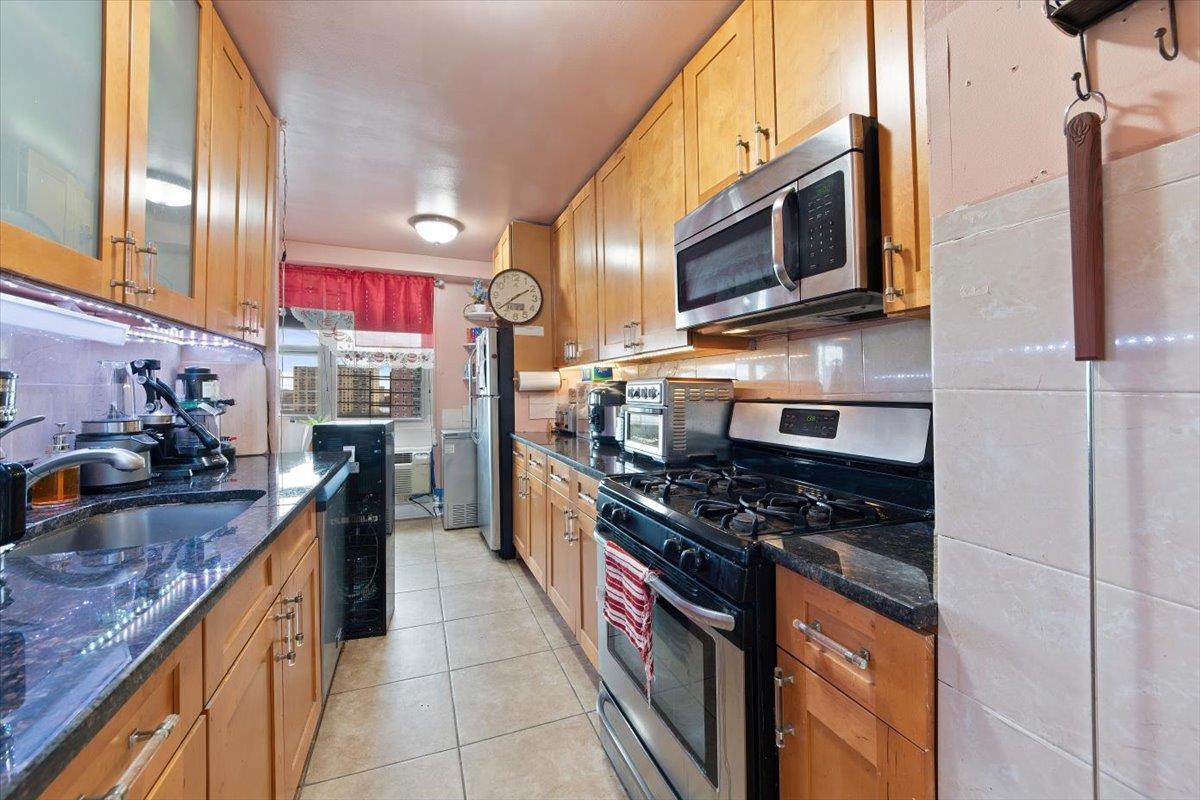 Coop Boynton  Bronx, NY 10473, MLS-810593-12