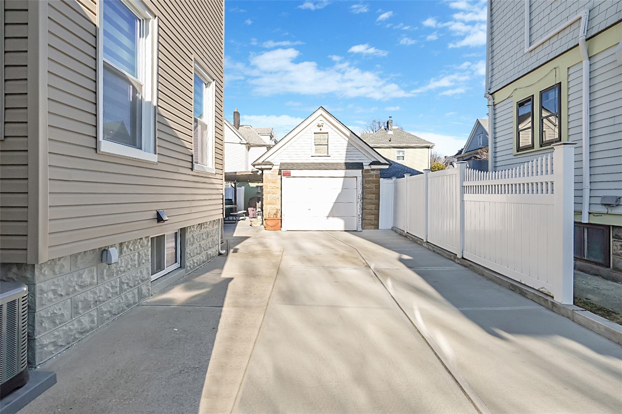 Single Family 105th Street  Queens, NY 11418, MLS-810628-5