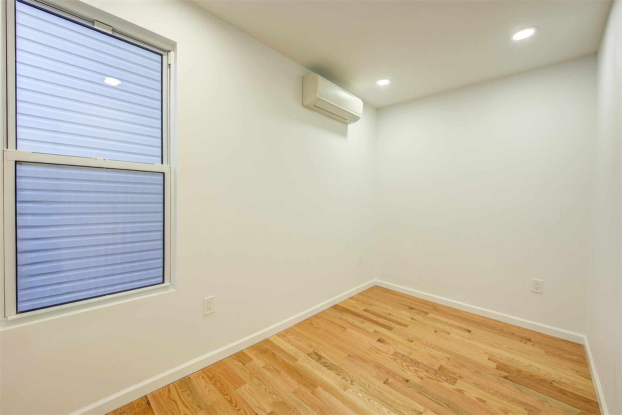 Single Family 89th  Queens, NY 11421, MLS-810642-14