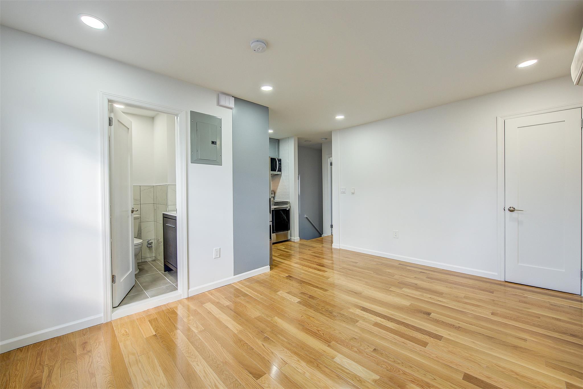 Single Family 89th  Queens, NY 11421, MLS-810642-20
