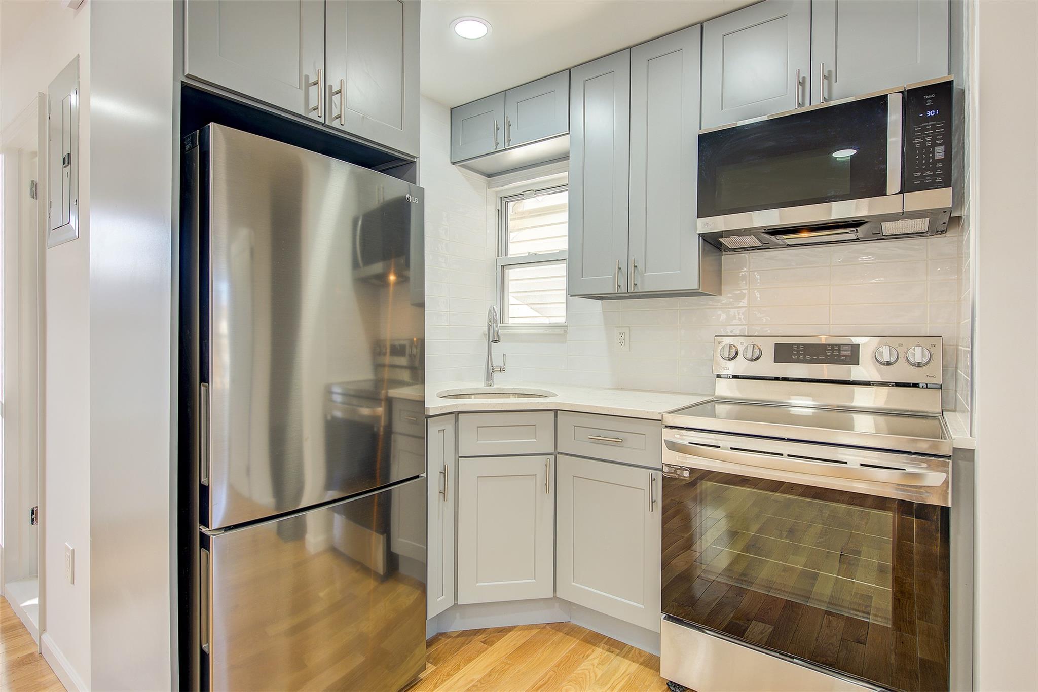 Single Family 89th  Queens, NY 11421, MLS-810642-22