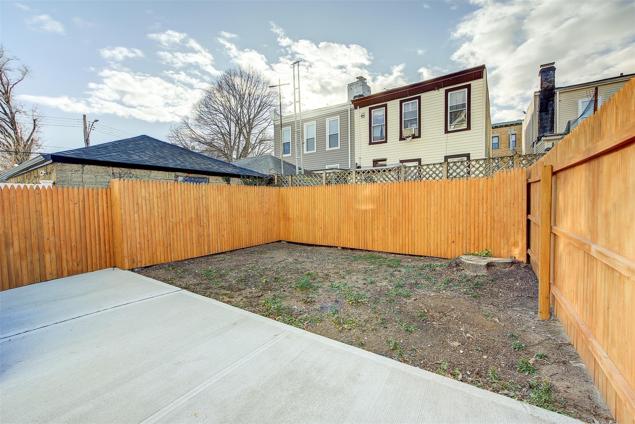 Single Family 89th  Queens, NY 11421, MLS-810642-30