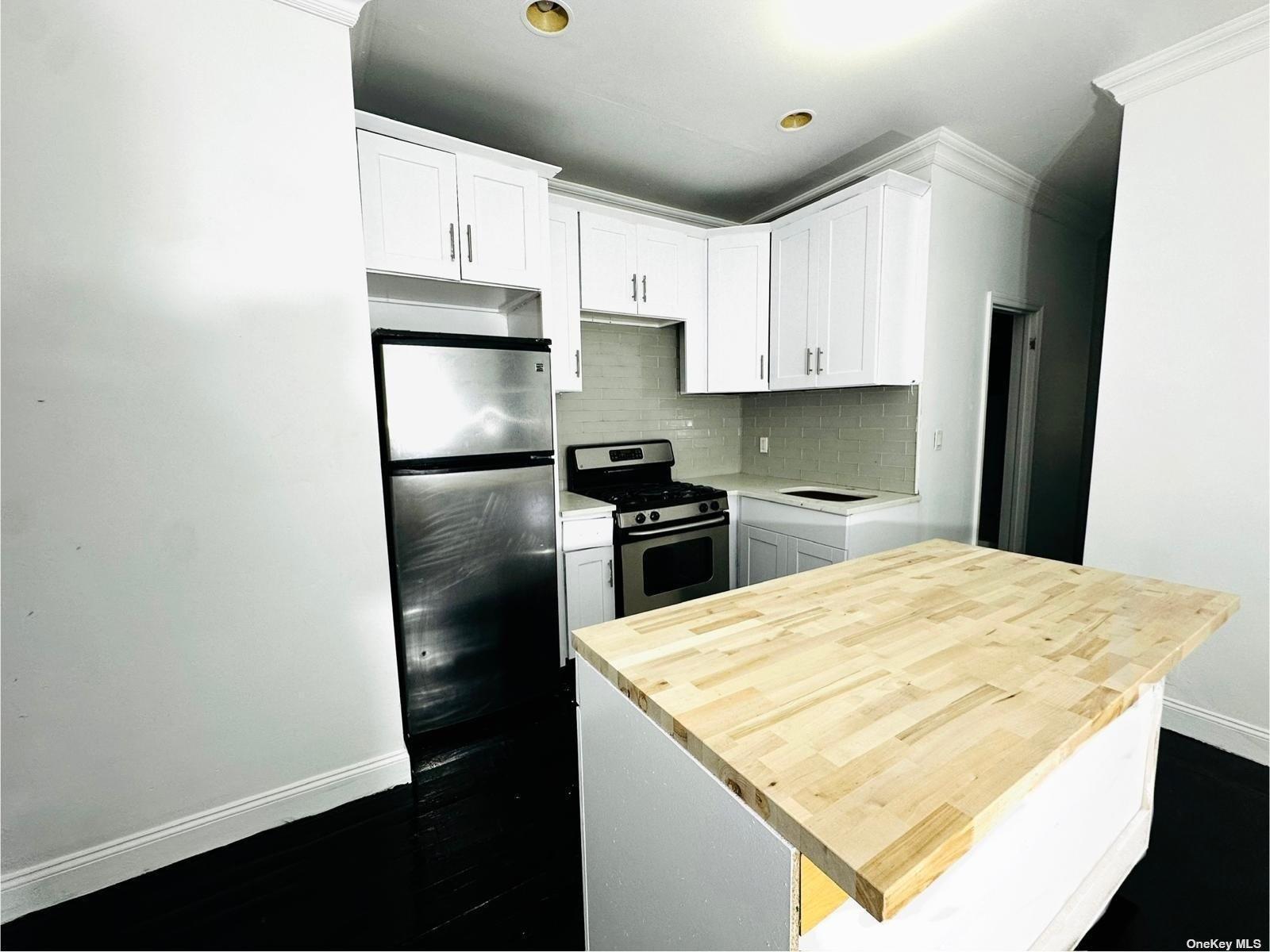 Single Family Adams  Bronx, NY 10460, MLS-810680-2