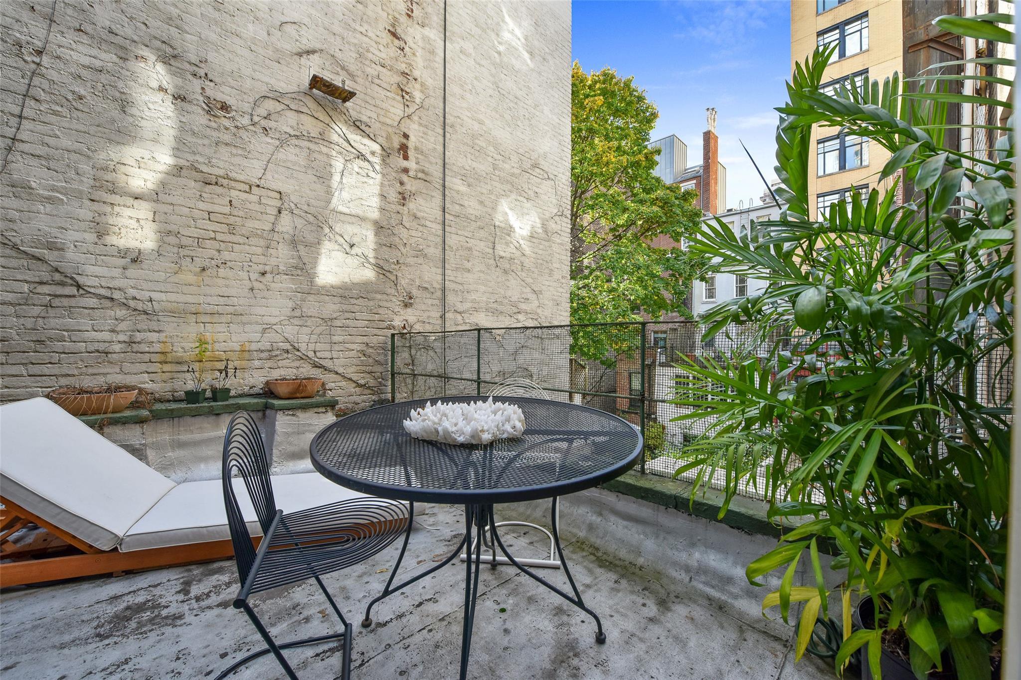 Commercial Sale Madison  Manhattan, NY 10128, MLS-810830-11