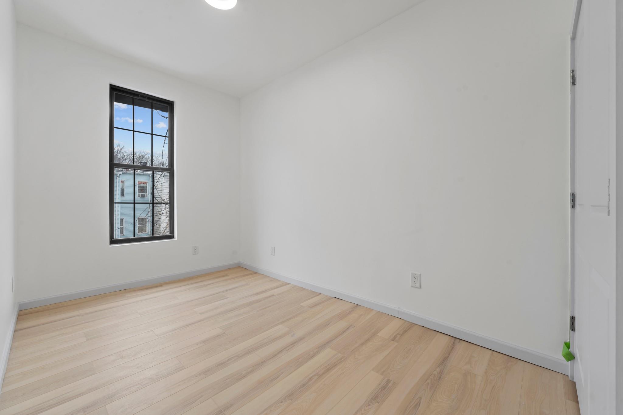Single Family Jefferson  Brooklyn, NY 11221, MLS-810832-15