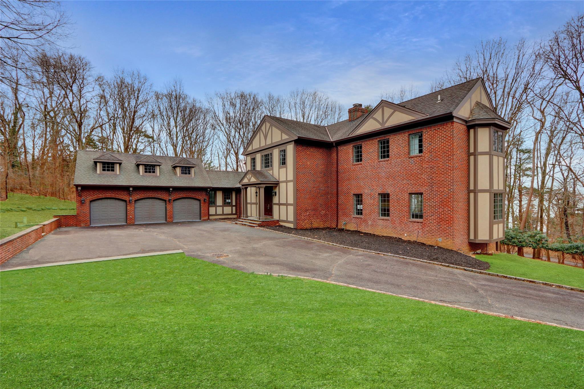 Single Family Centre Island  Nassau County, NY 11771, MLS-810833-2