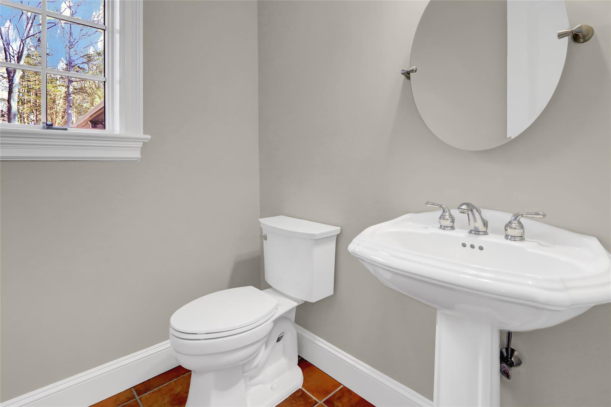Single Family Centre Island  Nassau County, NY 11771, MLS-810833-30