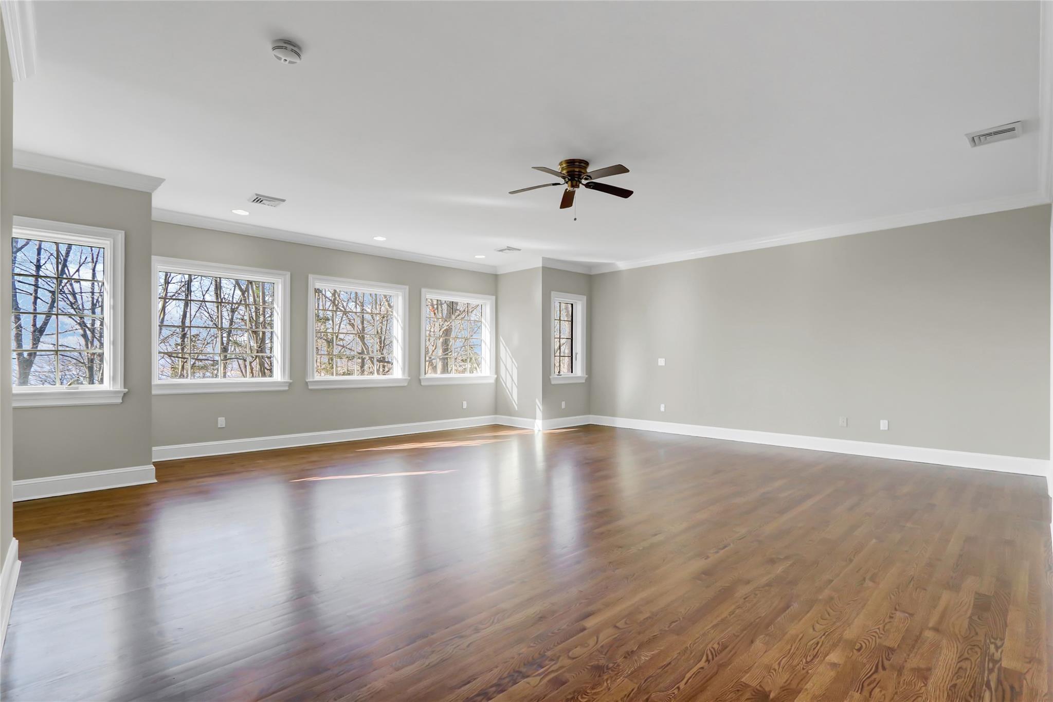 Single Family Centre Island  Nassau County, NY 11771, MLS-810833-35