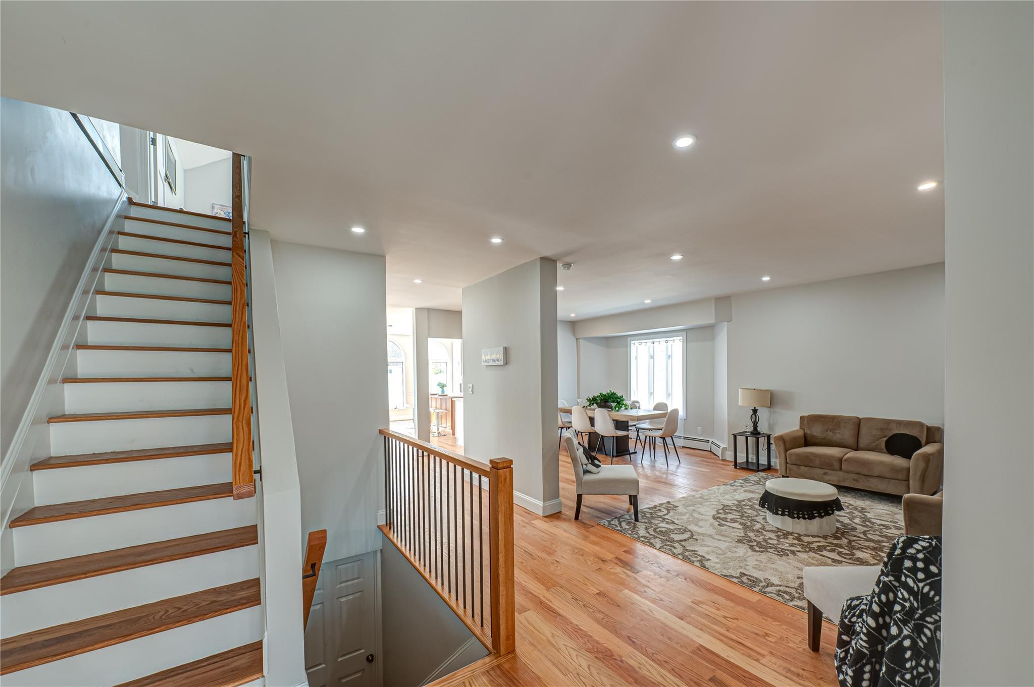 Single Family Clarendon  Nassau County, NY 11710, MLS-810844-9
