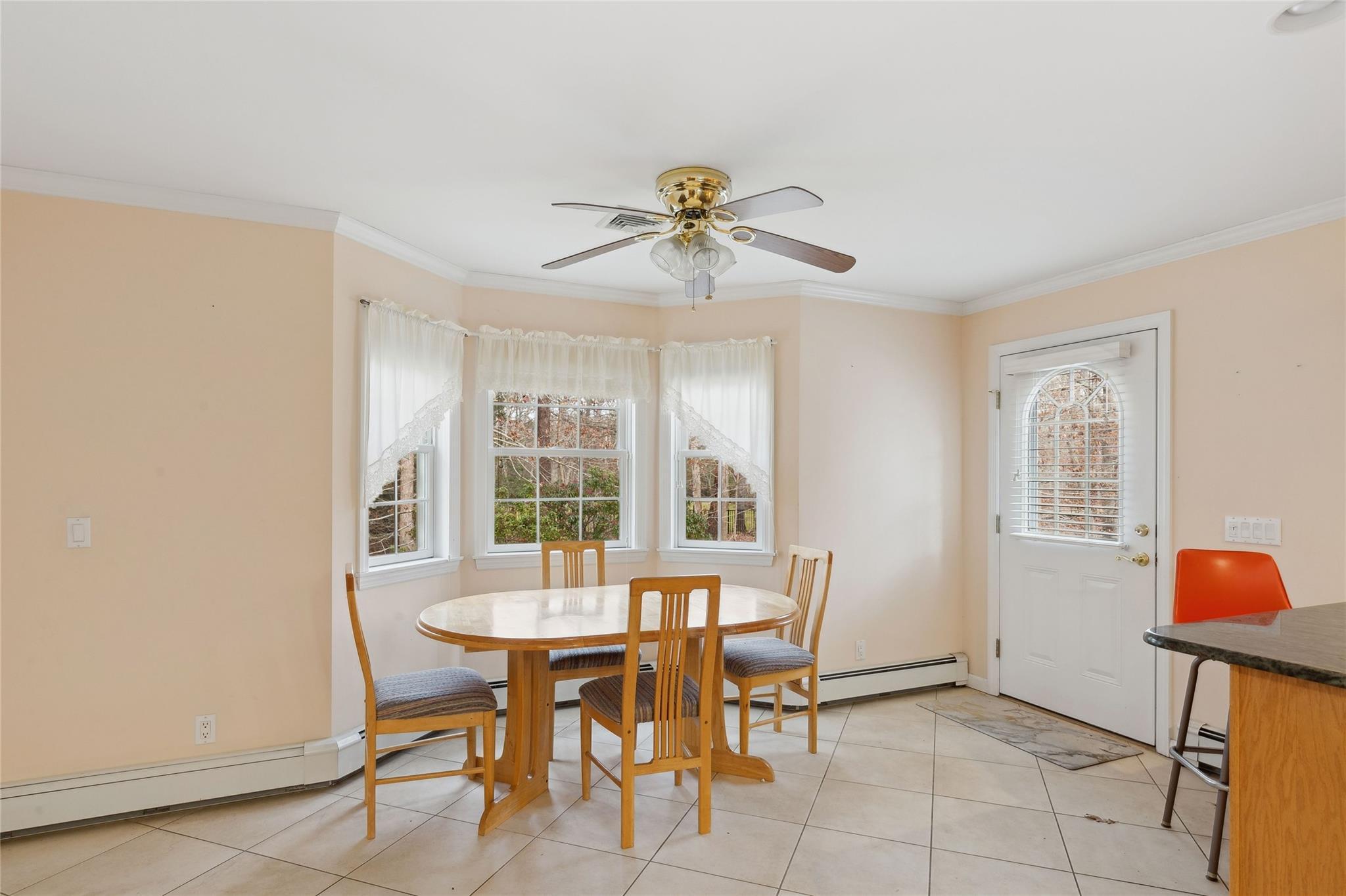 Single Family Risa  Suffolk County, NY 11901, MLS-810852-12