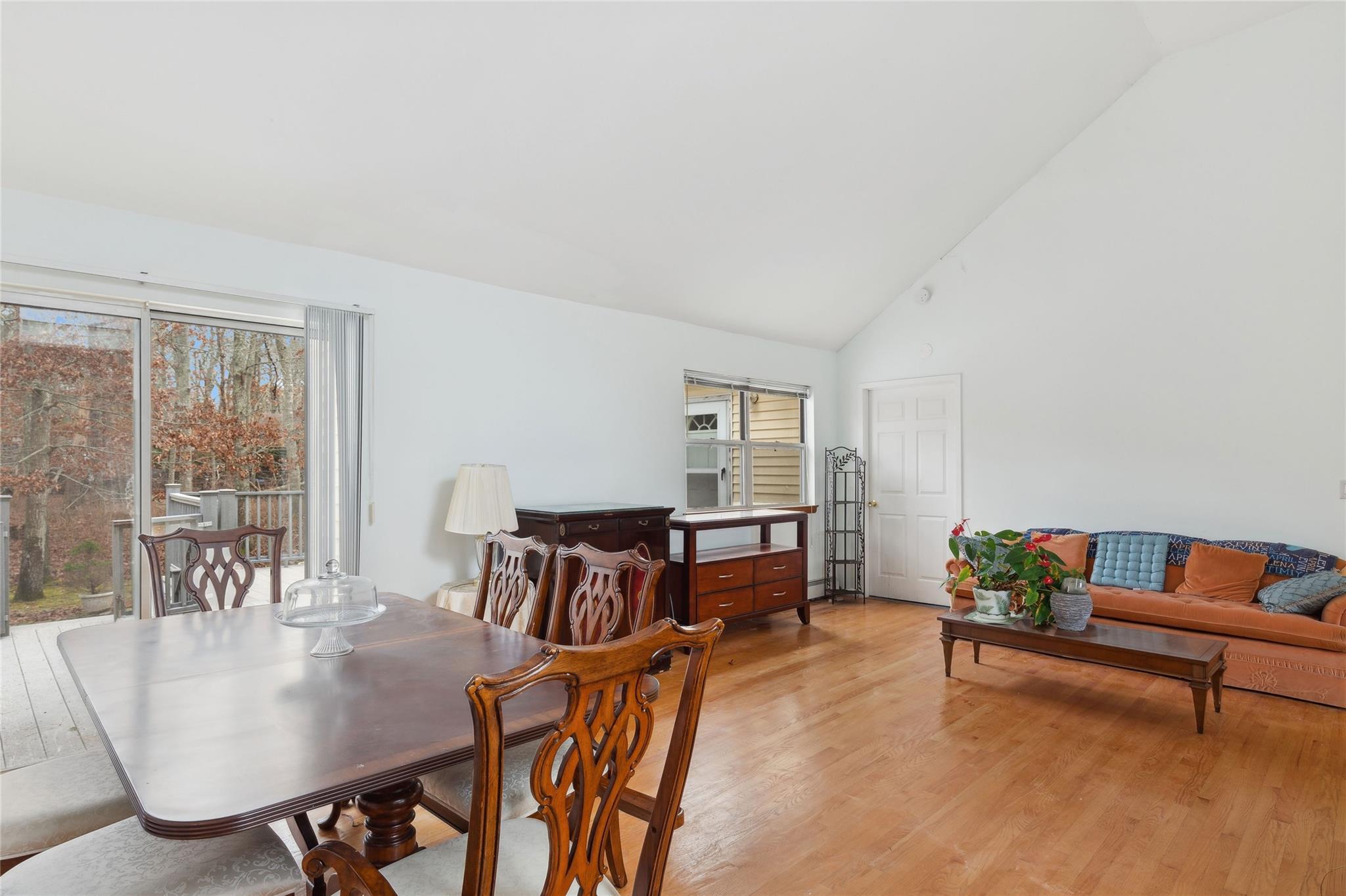 Single Family Risa  Suffolk County, NY 11901, MLS-810852-8