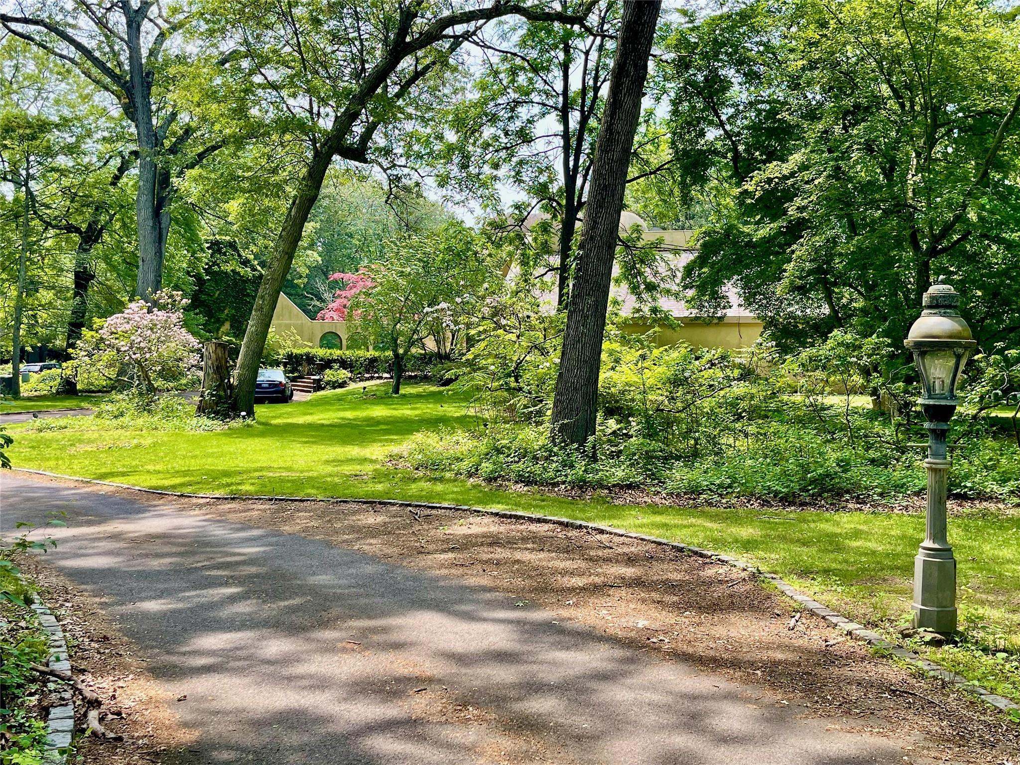 Single Family Hidden Pond  Nassau County, NY 11545, MLS-810963-33