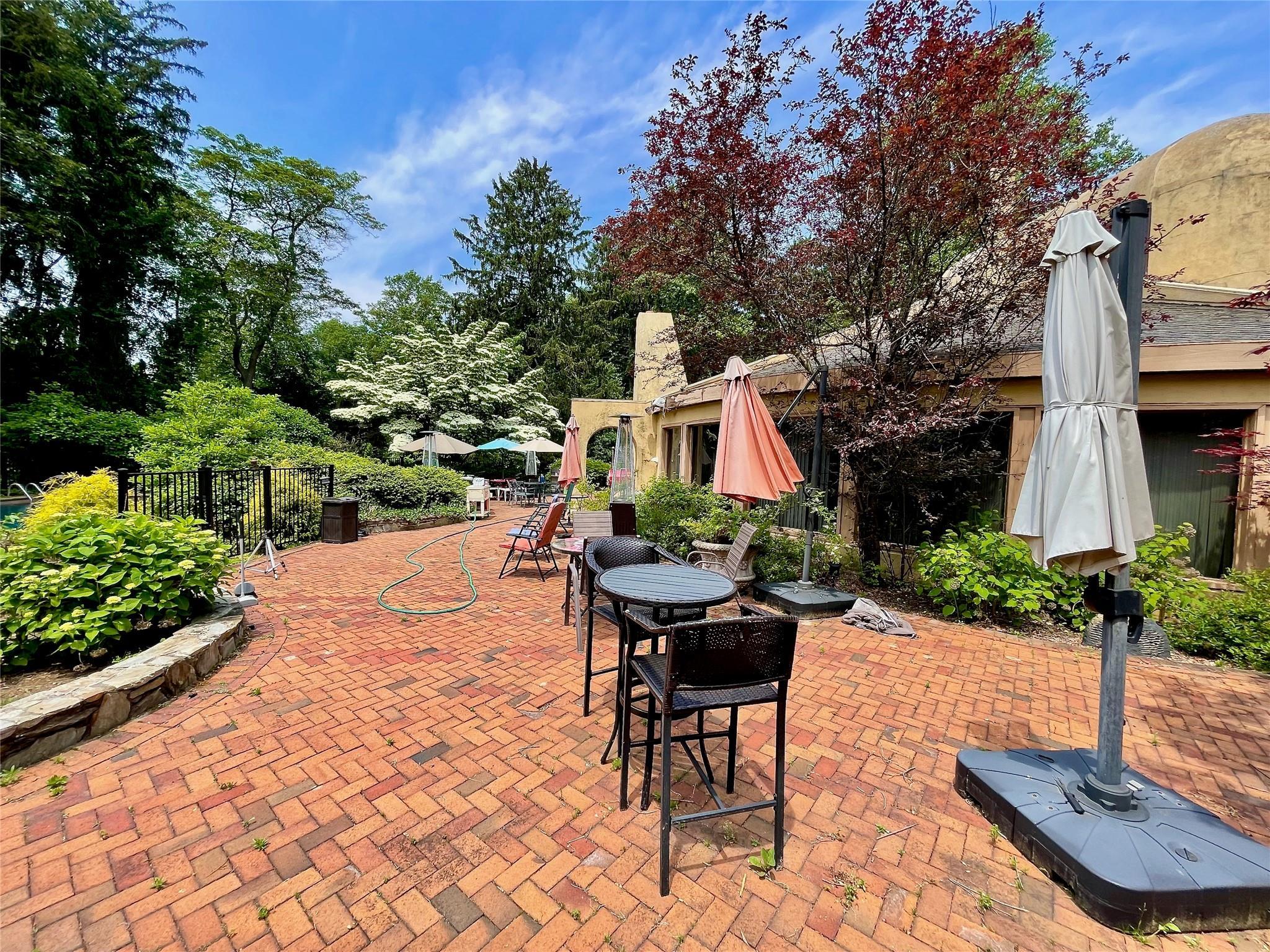 Single Family Hidden Pond  Nassau County, NY 11545, MLS-810963-4