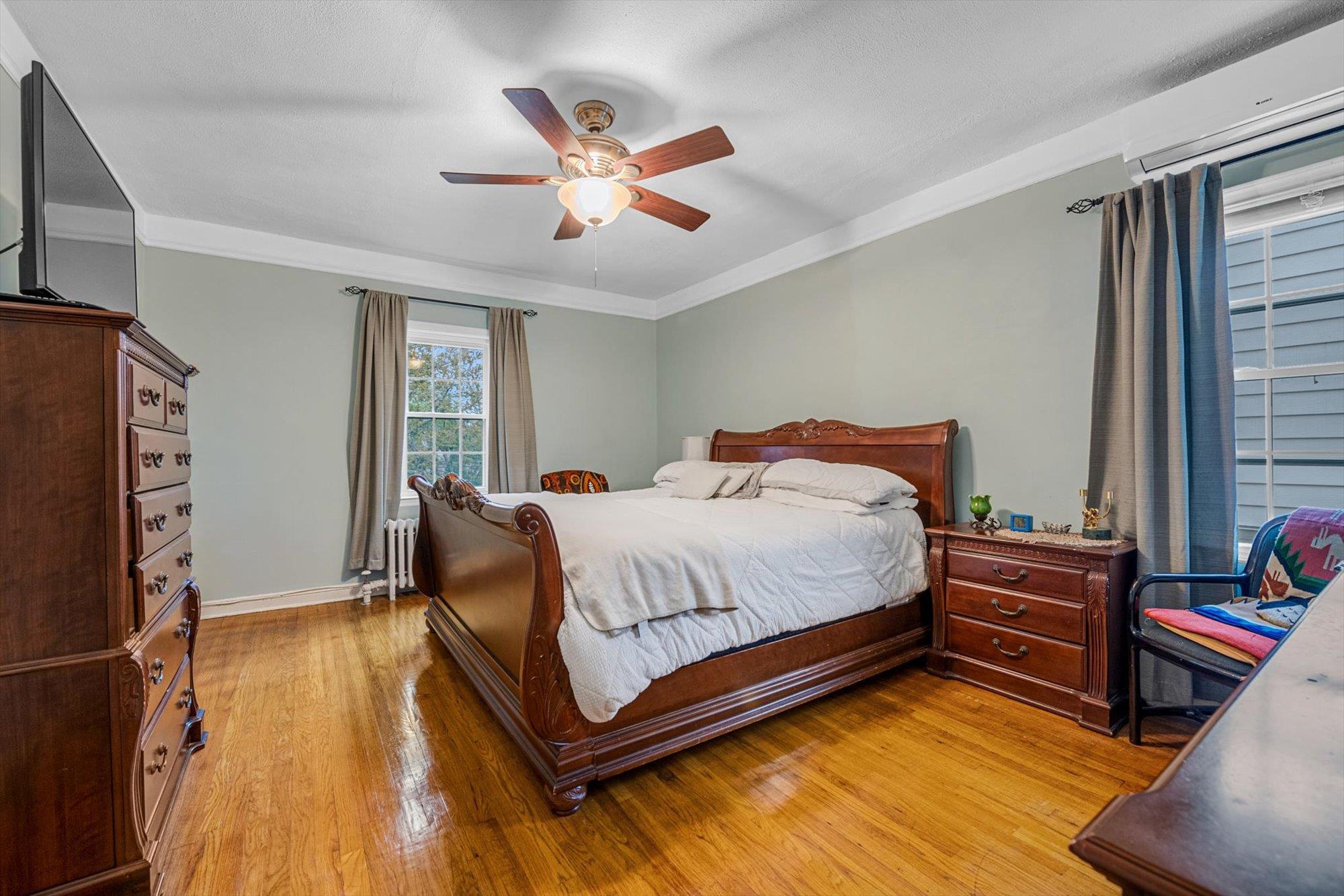 Single Family 48th  Queens, NY 11364, MLS-810971-10