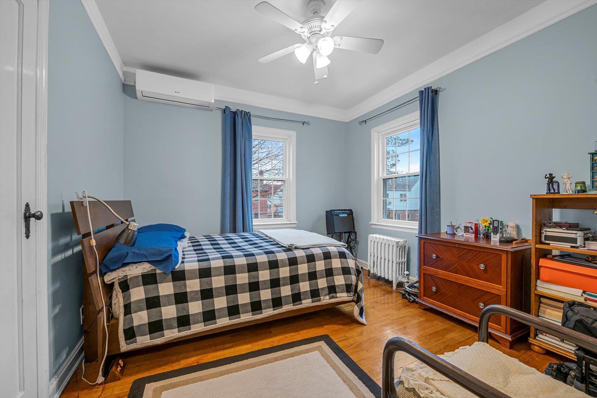 Single Family 48th  Queens, NY 11364, MLS-810971-11