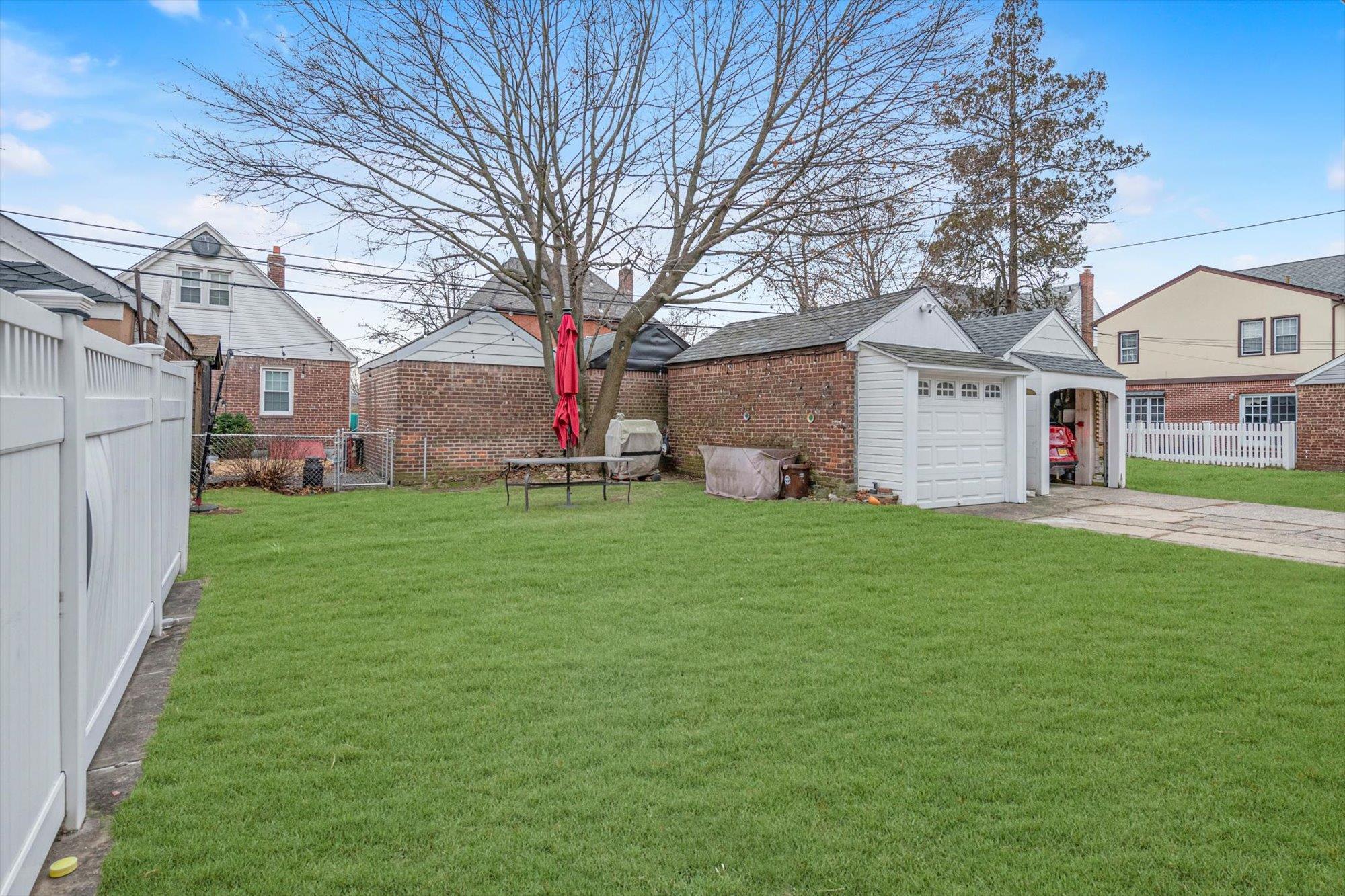Single Family 48th  Queens, NY 11364, MLS-810971-15