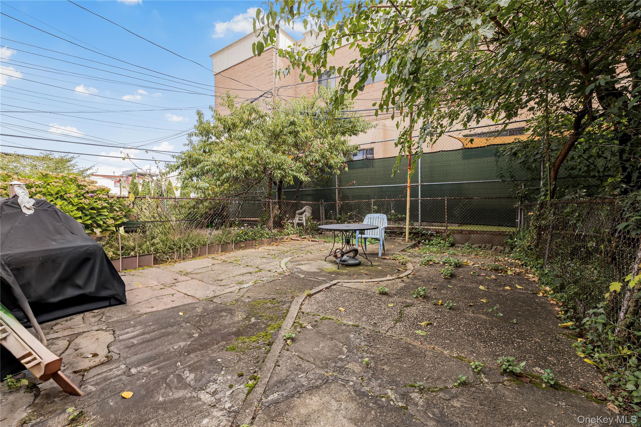 Single Family 35th  Brooklyn, NY 11203, MLS-810987-28