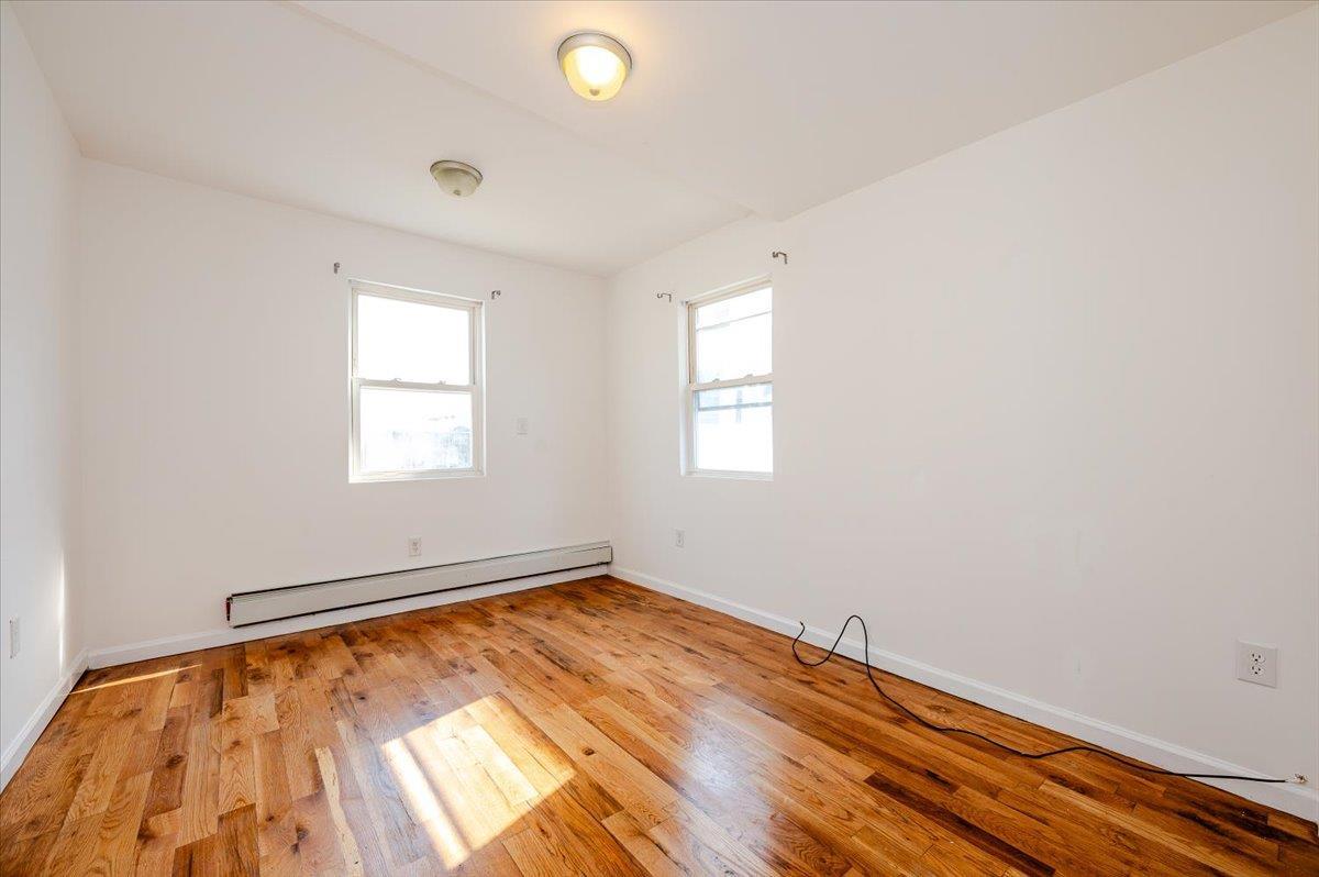 Single Family Beach 3rd  Queens, NY 11691, MLS-811031-11