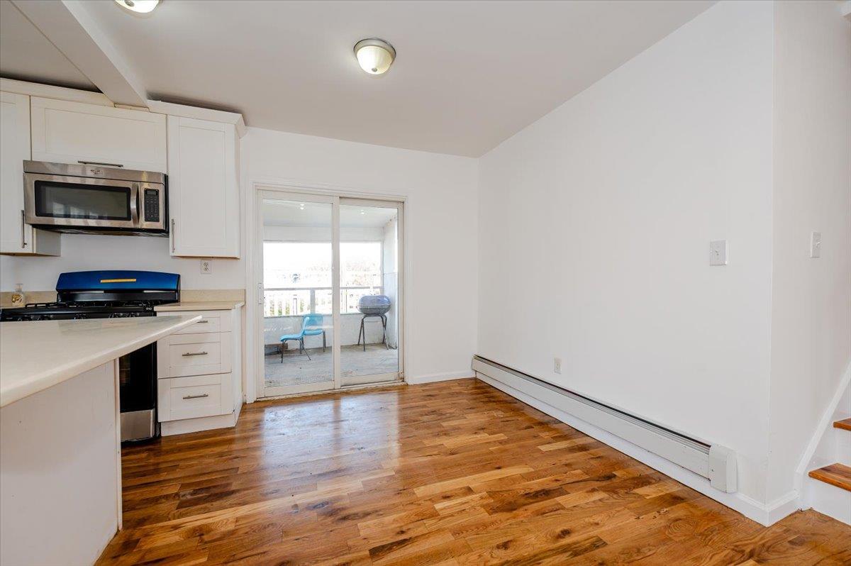 Single Family Beach 3rd  Queens, NY 11691, MLS-811031-8