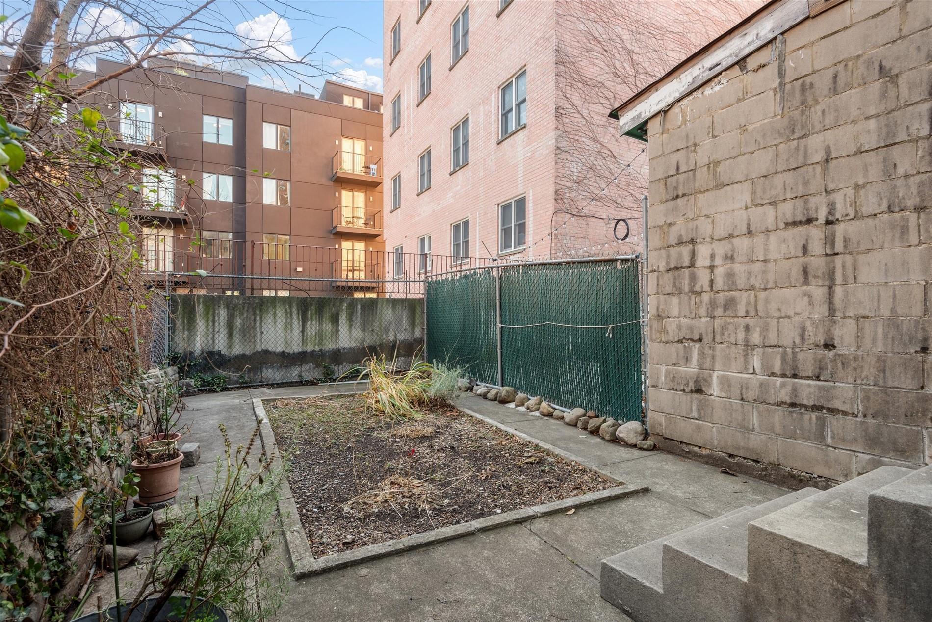 Single Family Lafayette  Brooklyn, NY 11238, MLS-811051-6