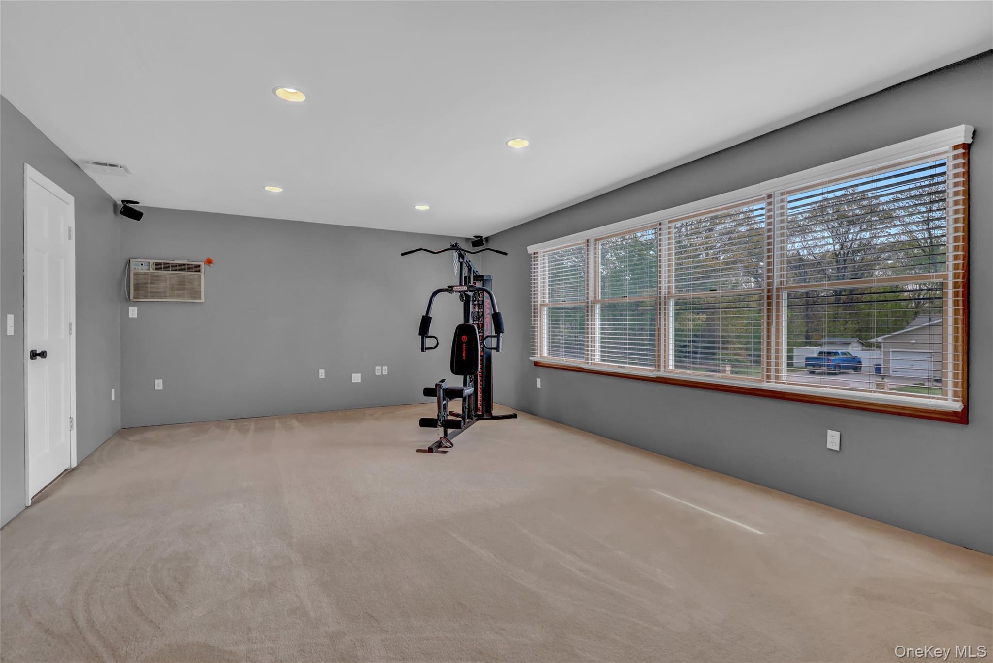 Single Family Dare  Suffolk County, NY 11784, MLS-811205-24