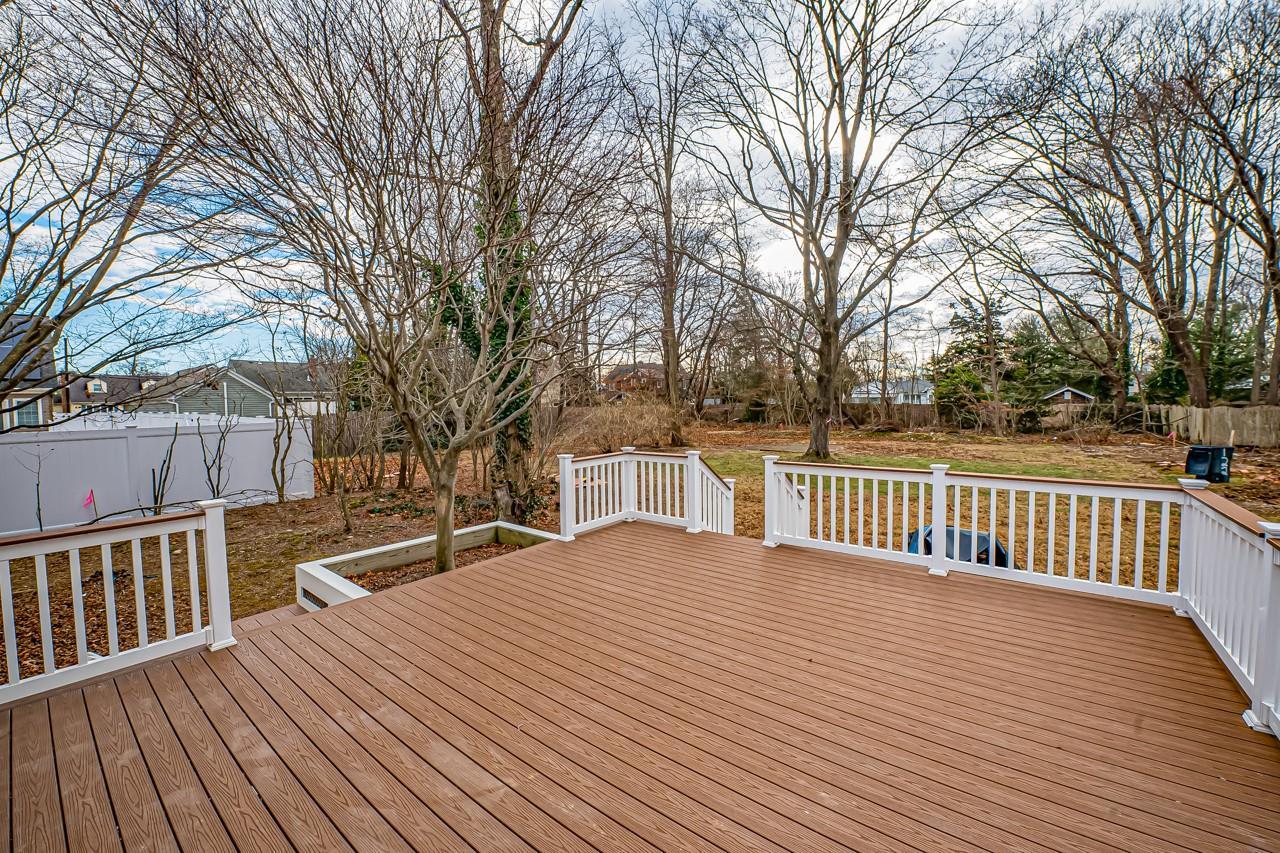 Single Family Fifth  Suffolk County, NY 11780, MLS-811251-22