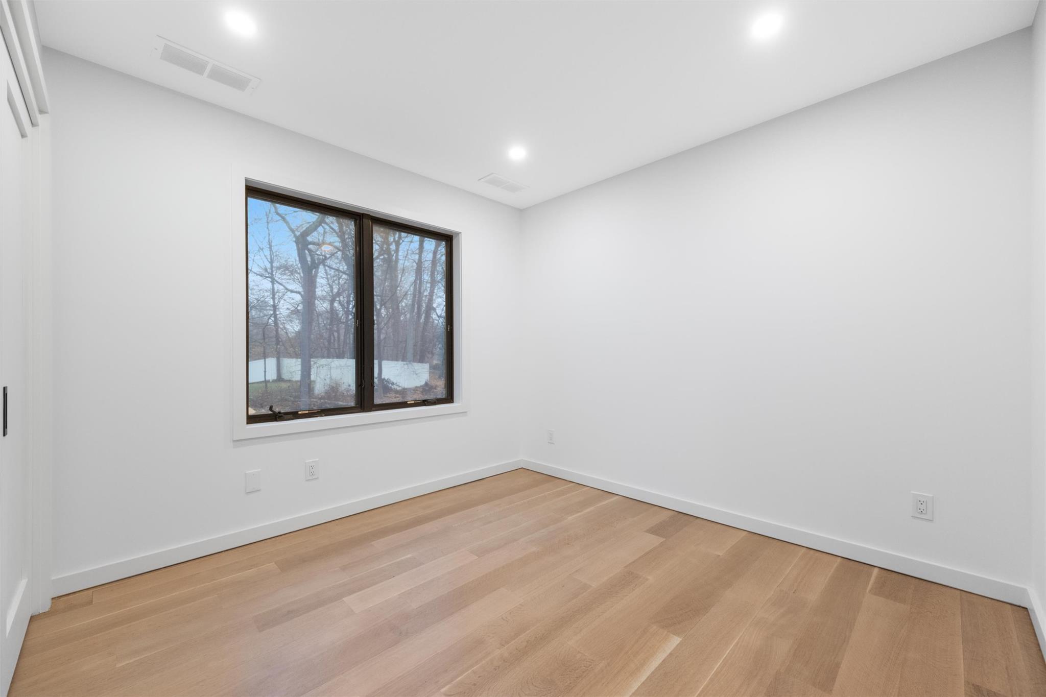 Single Family Lexington  Westchester County, NY 10520, MLS-811288-24