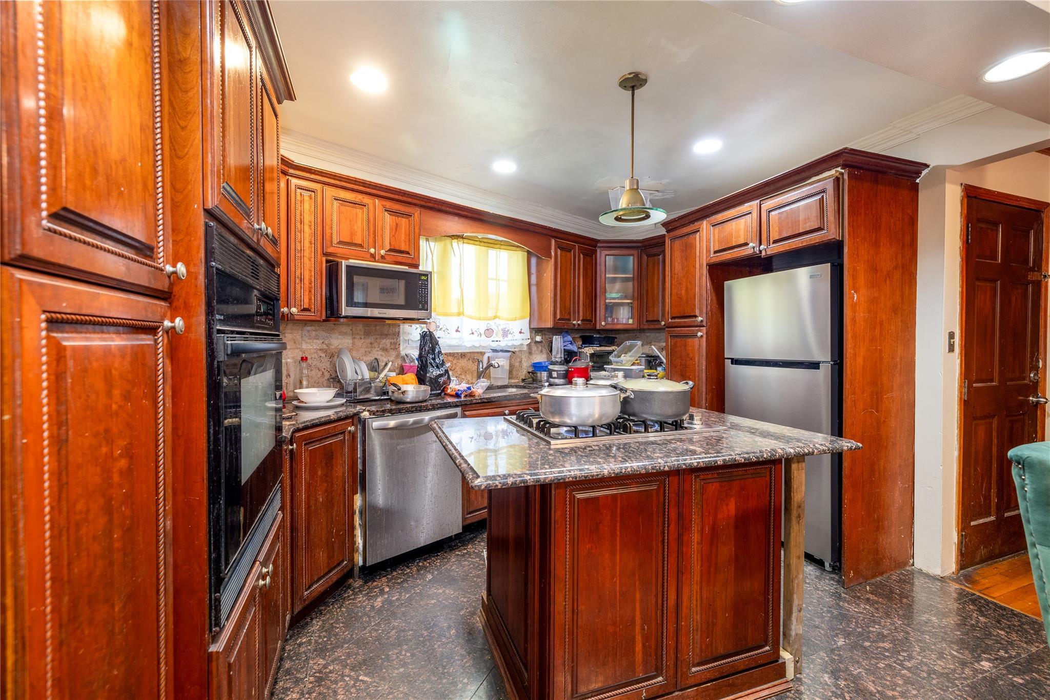 Single Family Foch  Queens, NY 11412, MLS-811358-4