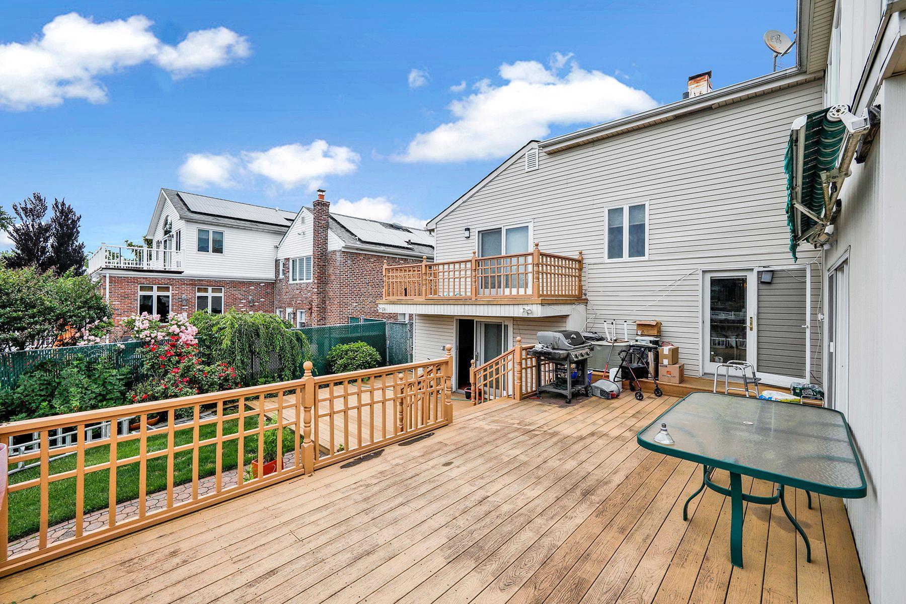 Single Family Woodward  Nassau County, NY 11572, MLS-811380-20