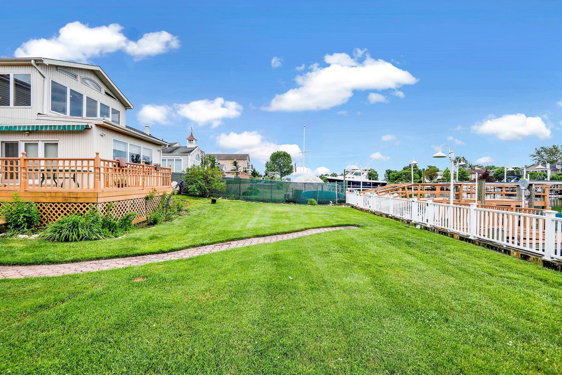 Single Family Woodward  Nassau County, NY 11572, MLS-811380-25