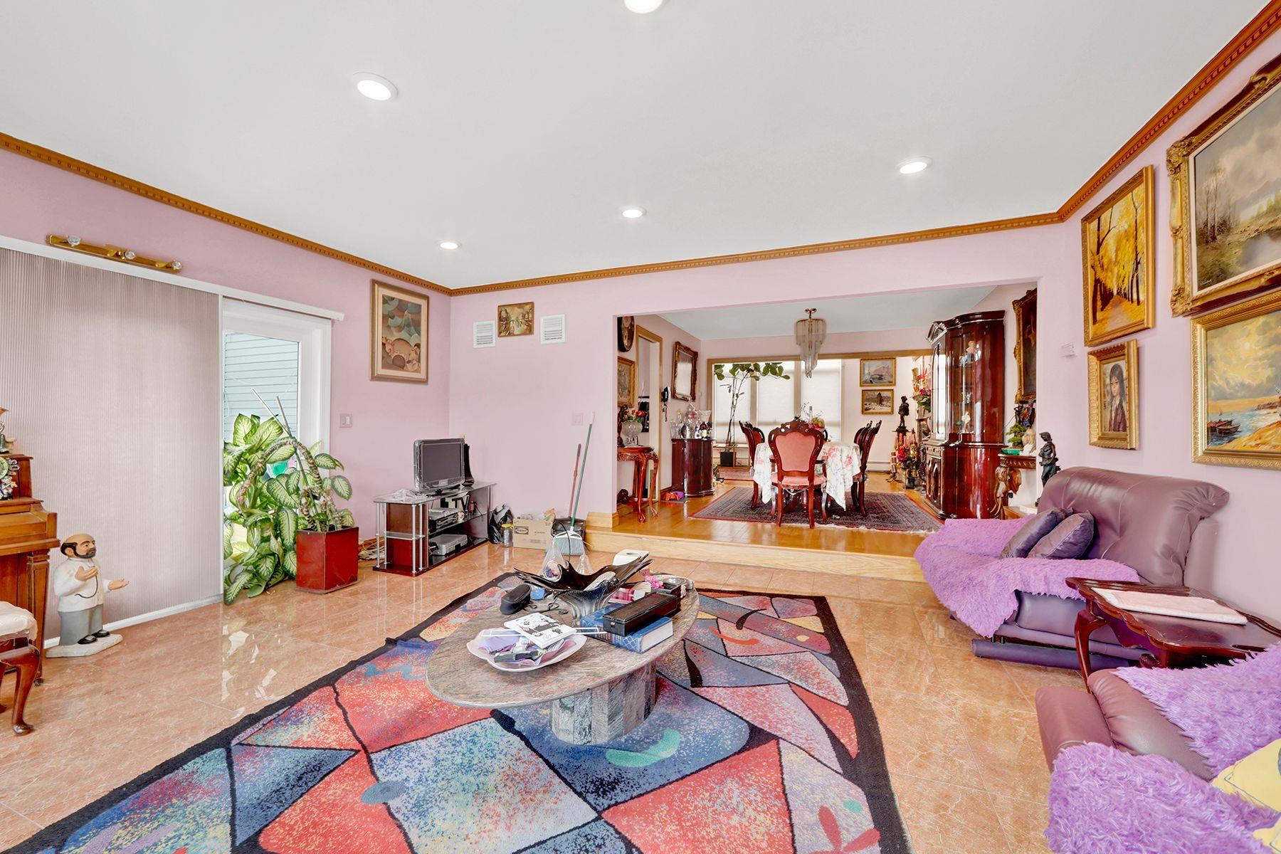 Single Family Woodward  Nassau County, NY 11572, MLS-811380-8