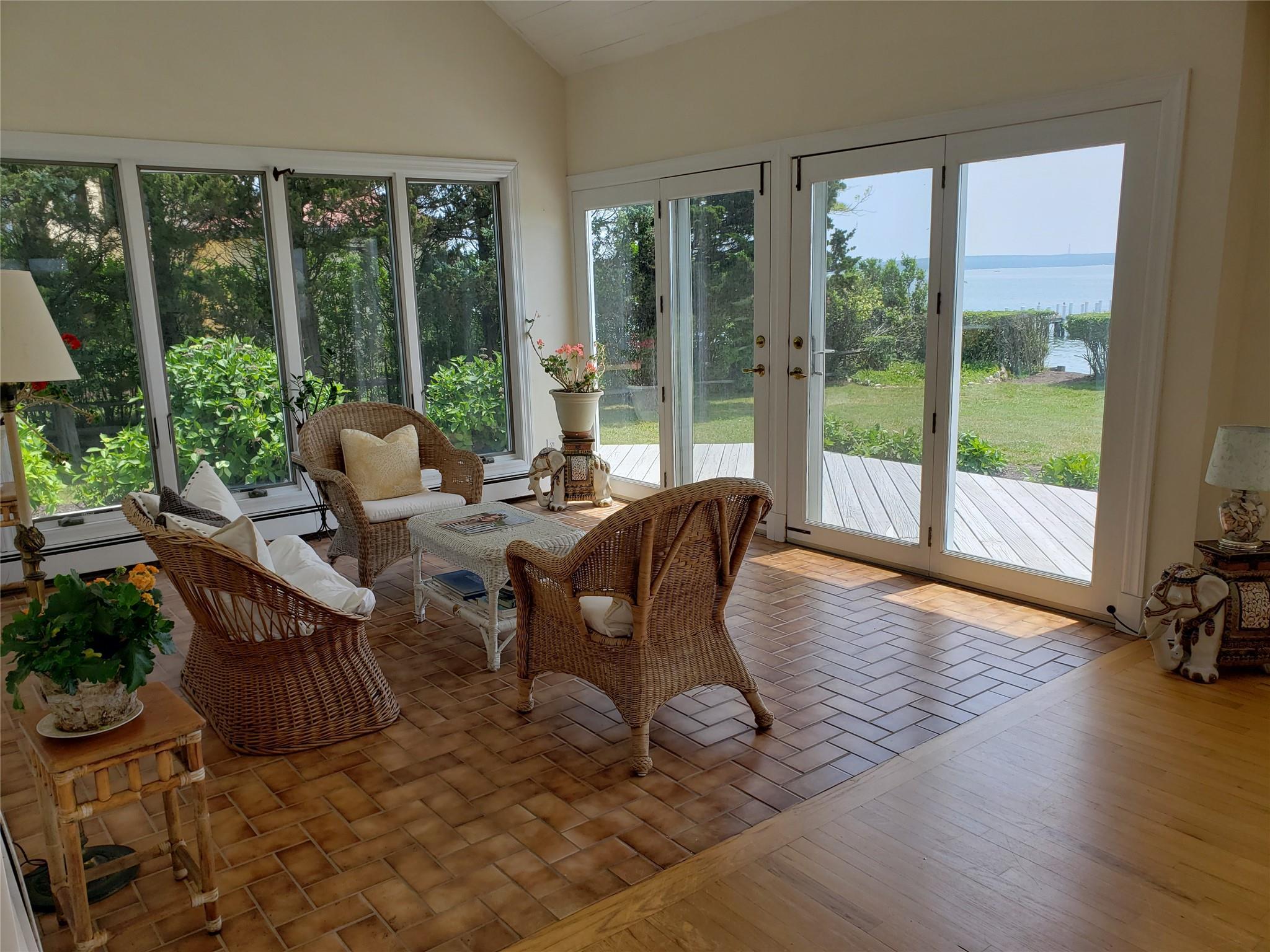 Single Family Peconic  Suffolk County, NY 11964, MLS-811480-19