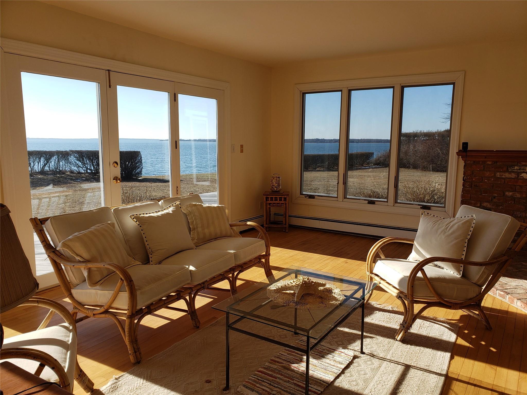 Single Family Peconic  Suffolk County, NY 11964, MLS-811480-21
