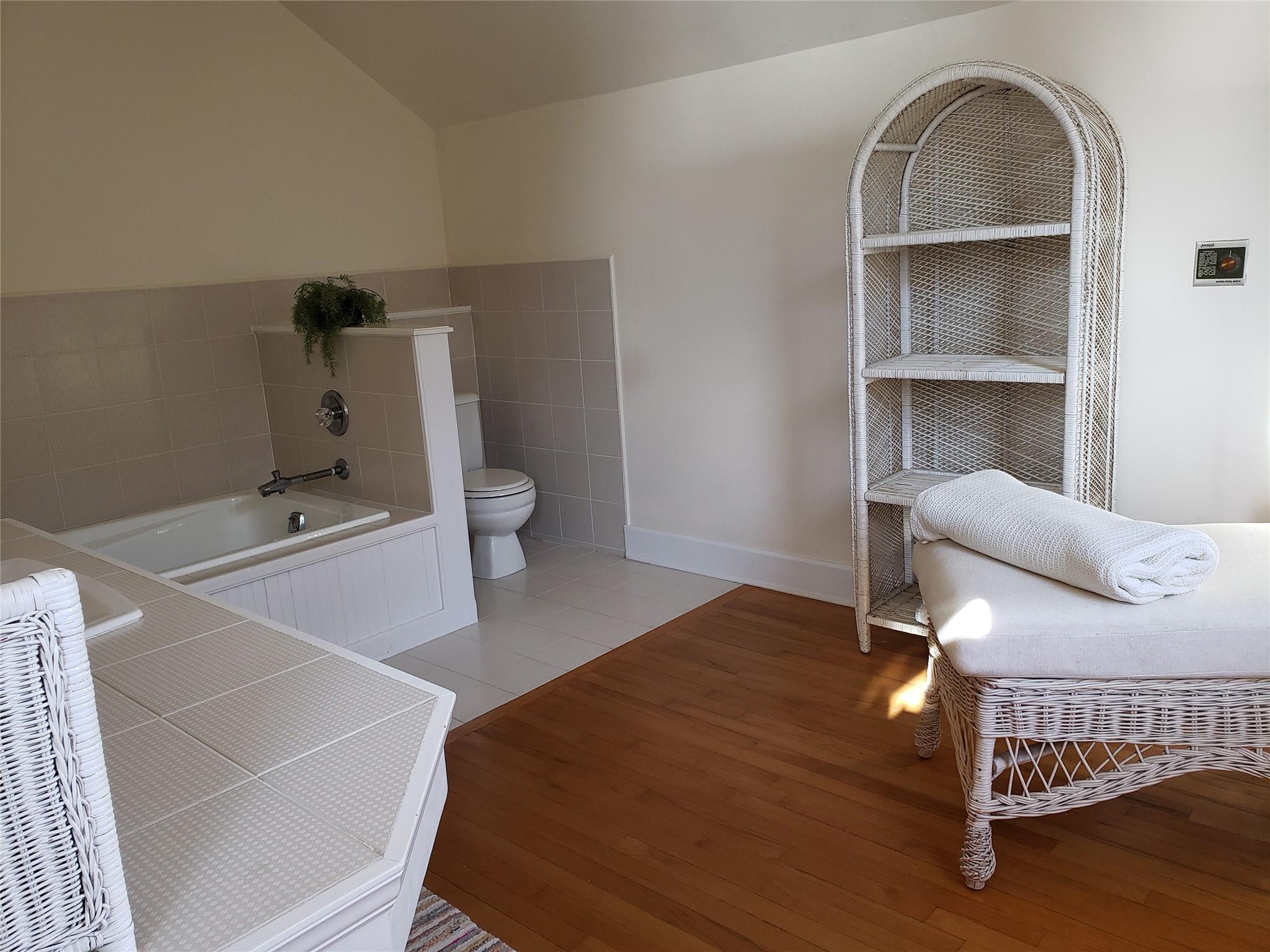 Single Family Peconic  Suffolk County, NY 11964, MLS-811480-32