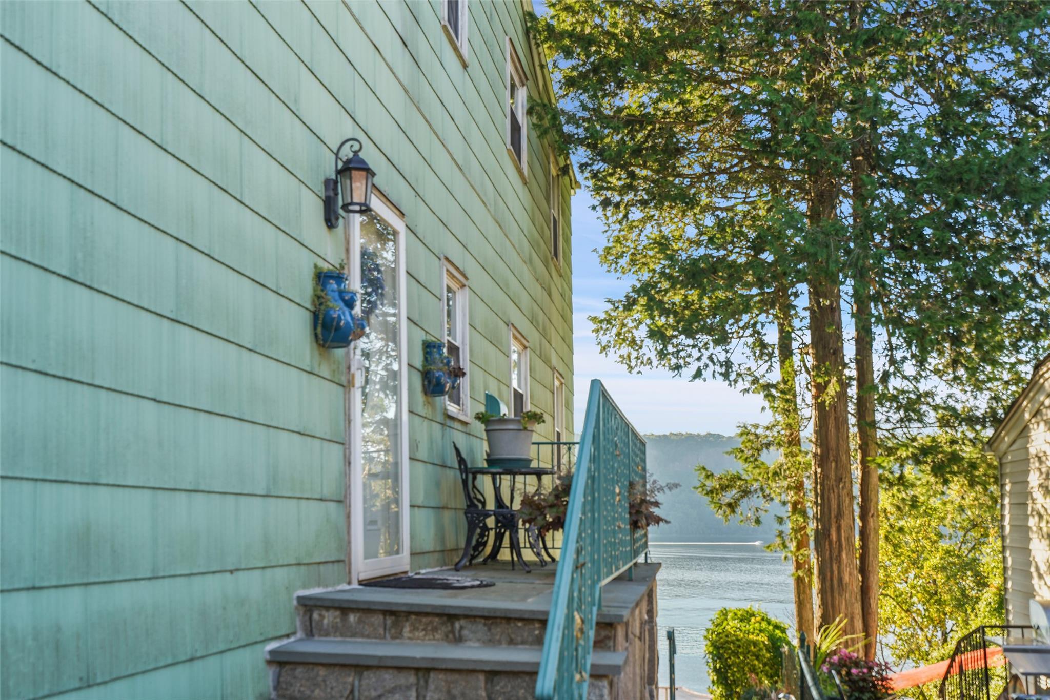 Single Family Warburton  Westchester County, NY 10701, MLS-811635-5