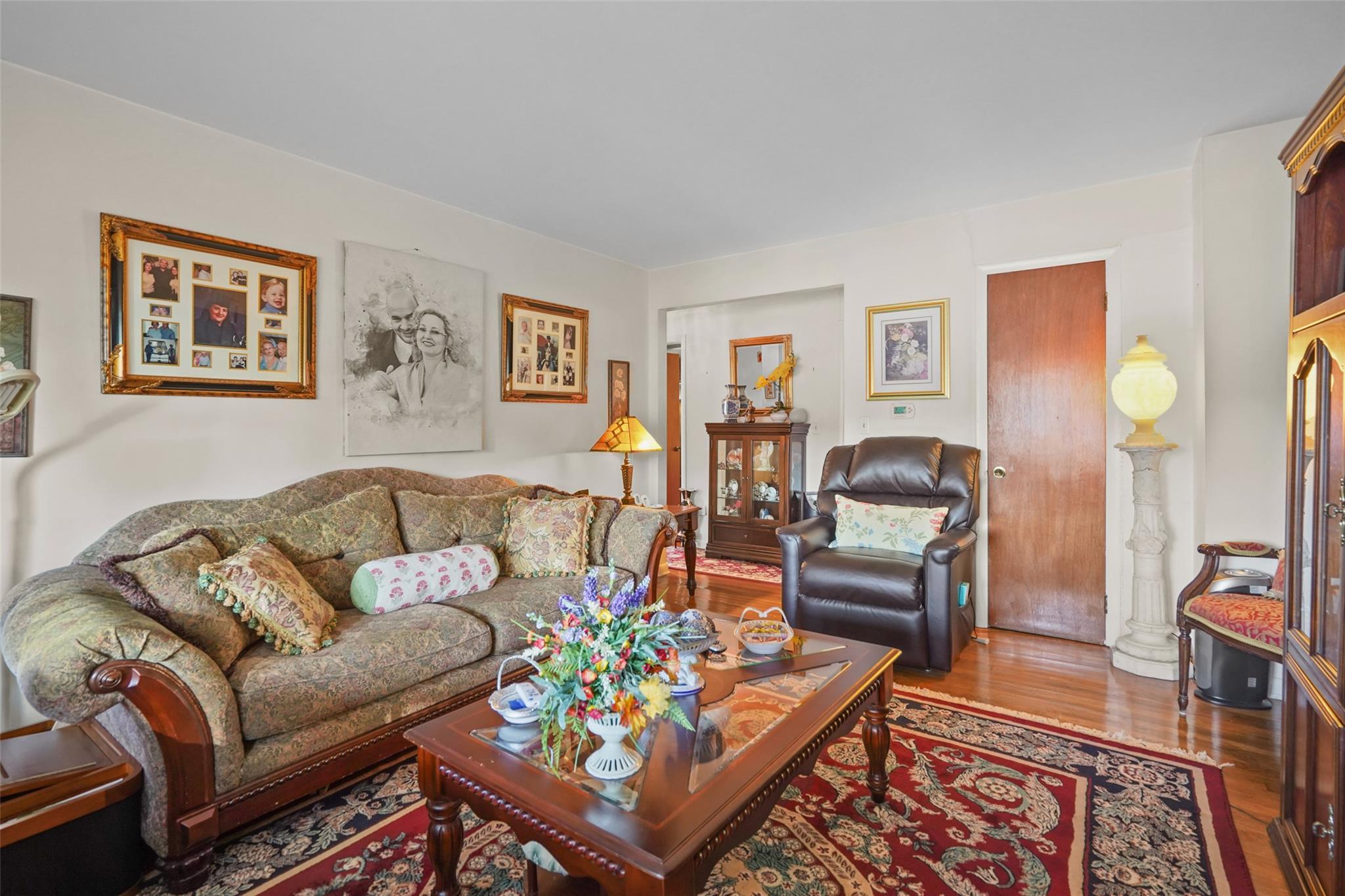 Single Family Warburton  Westchester County, NY 10701, MLS-811635-7