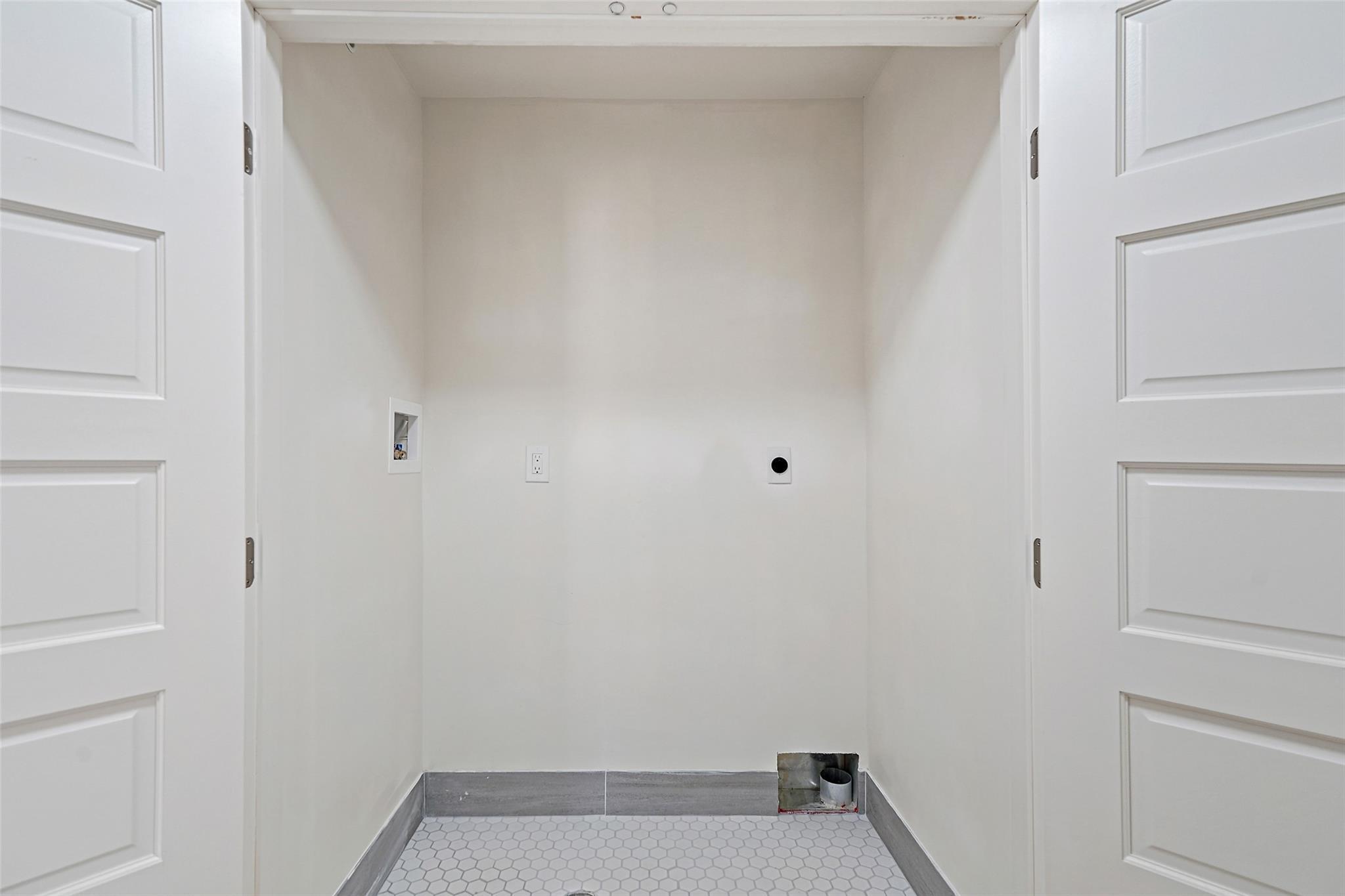 Single Family Mcintyre Westchester County, NY 10708, MLS-811671-10