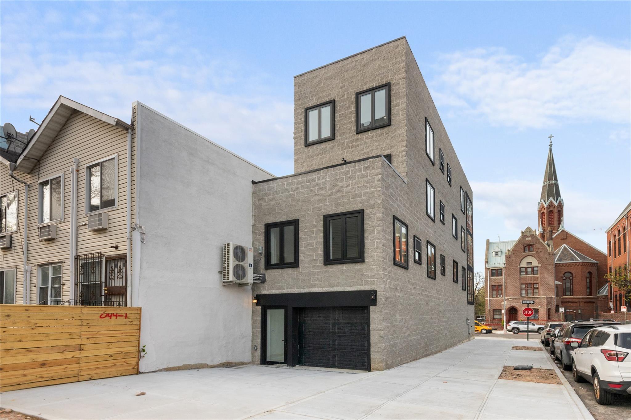 Single Family Herkimer  Brooklyn, NY 11233, MLS-811700-16
