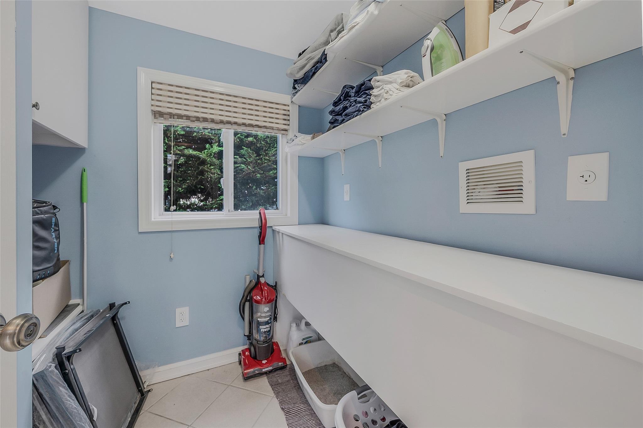 Single Family Osborne  Suffolk County, NY 11901, MLS-811718-13
