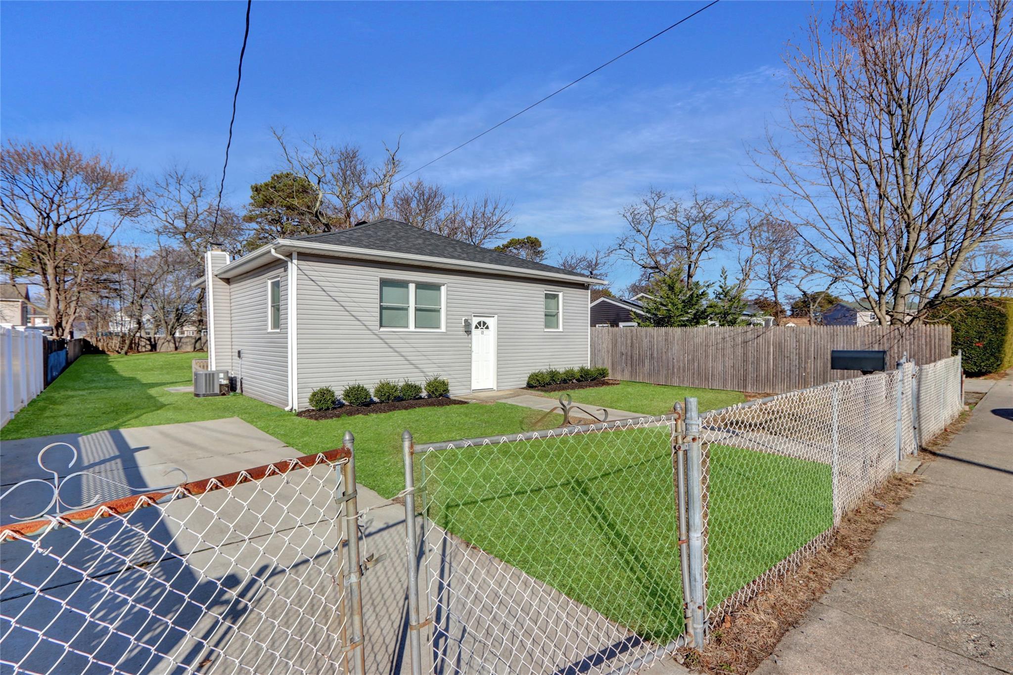 Single Family Doolittle  Suffolk County, NY 11717, MLS-811742-2