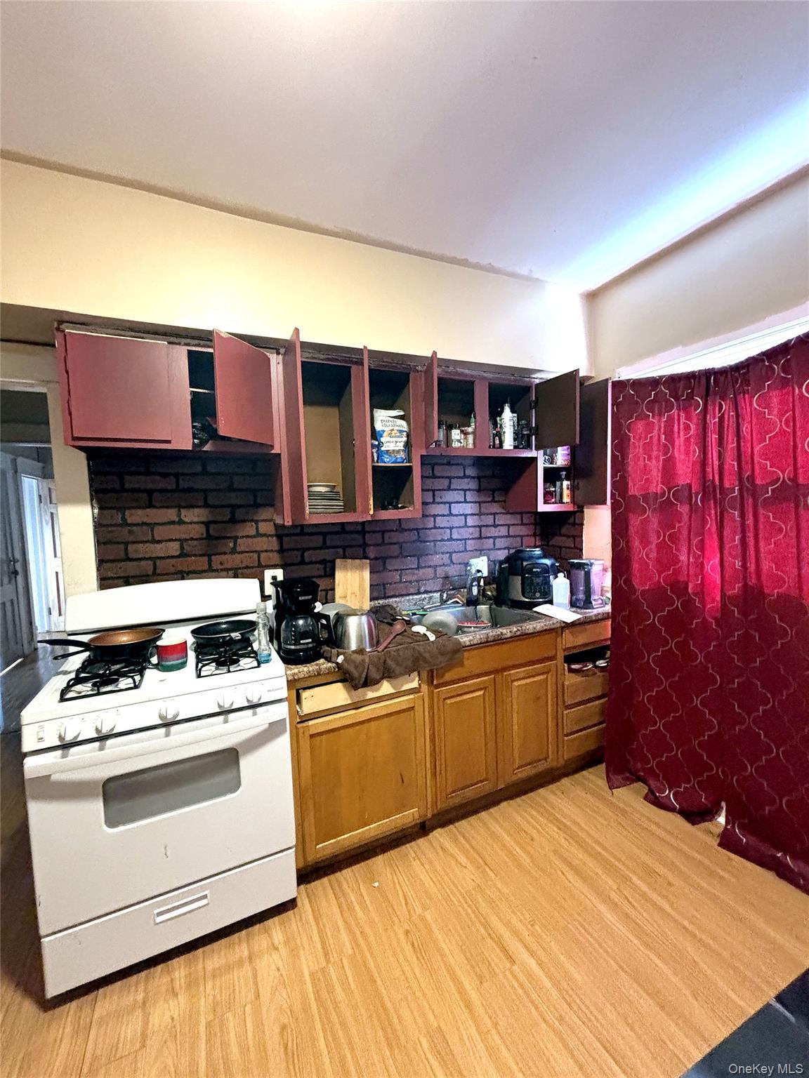 Single Family Norwood Ave Out Of Area, NY 12303, MLS-811953-14