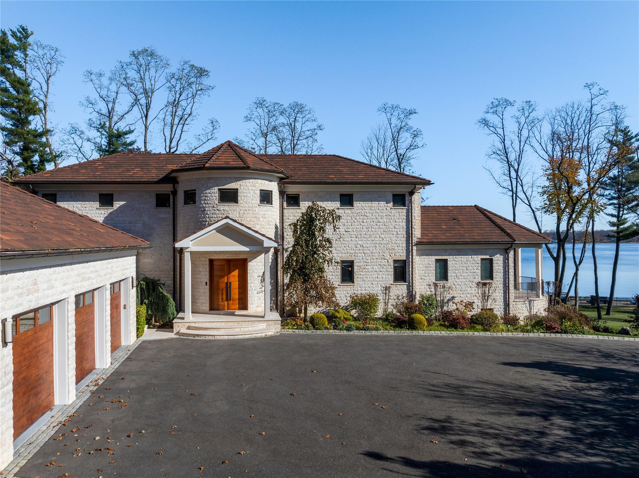 Single Family Shore  Nassau County, NY 11771, MLS-811971-4