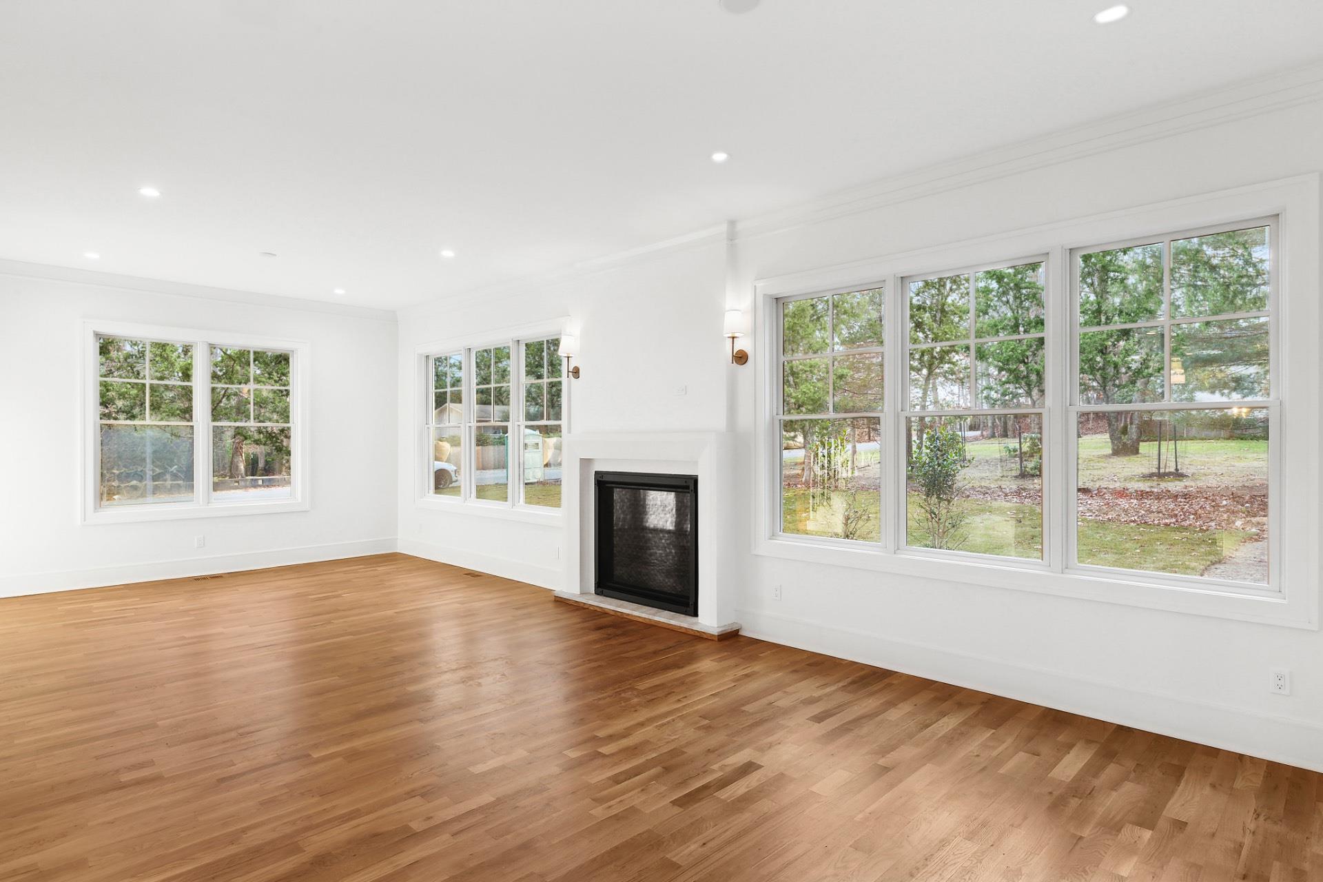 Single Family Lincoln  Suffolk County, NY 11963, MLS-811978-6