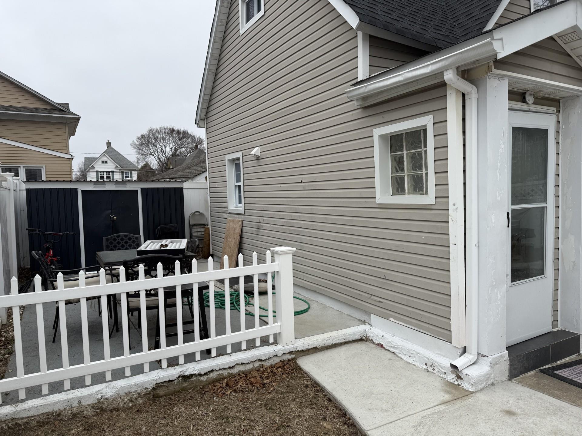 Single Family Lynbrook  Nassau County, NY 11563, MLS-812066-16