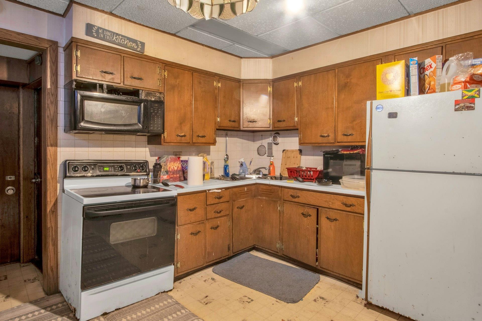 Single Family Church  Dutchess County, NY 12601, MLS-812146-22