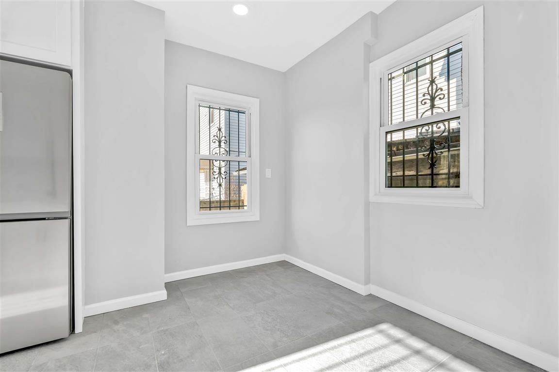 Single Family 190  Queens, NY 11423, MLS-812152-10