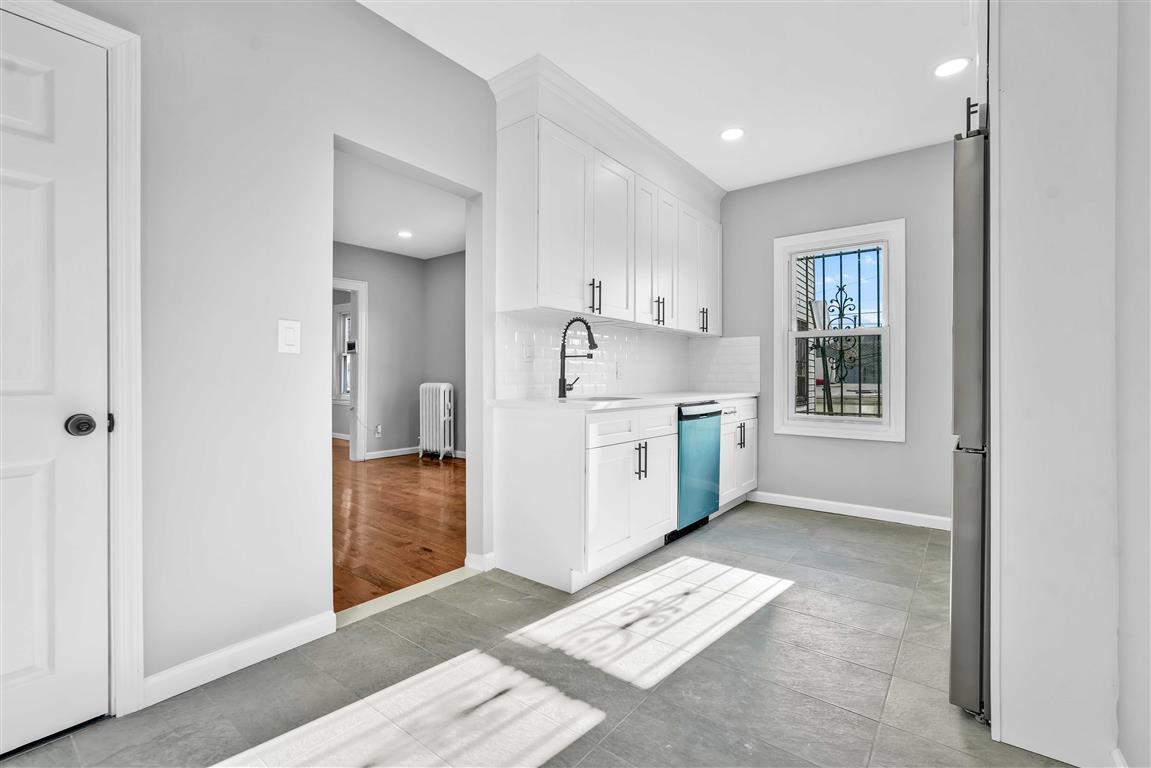 Single Family 190  Queens, NY 11423, MLS-812152-13