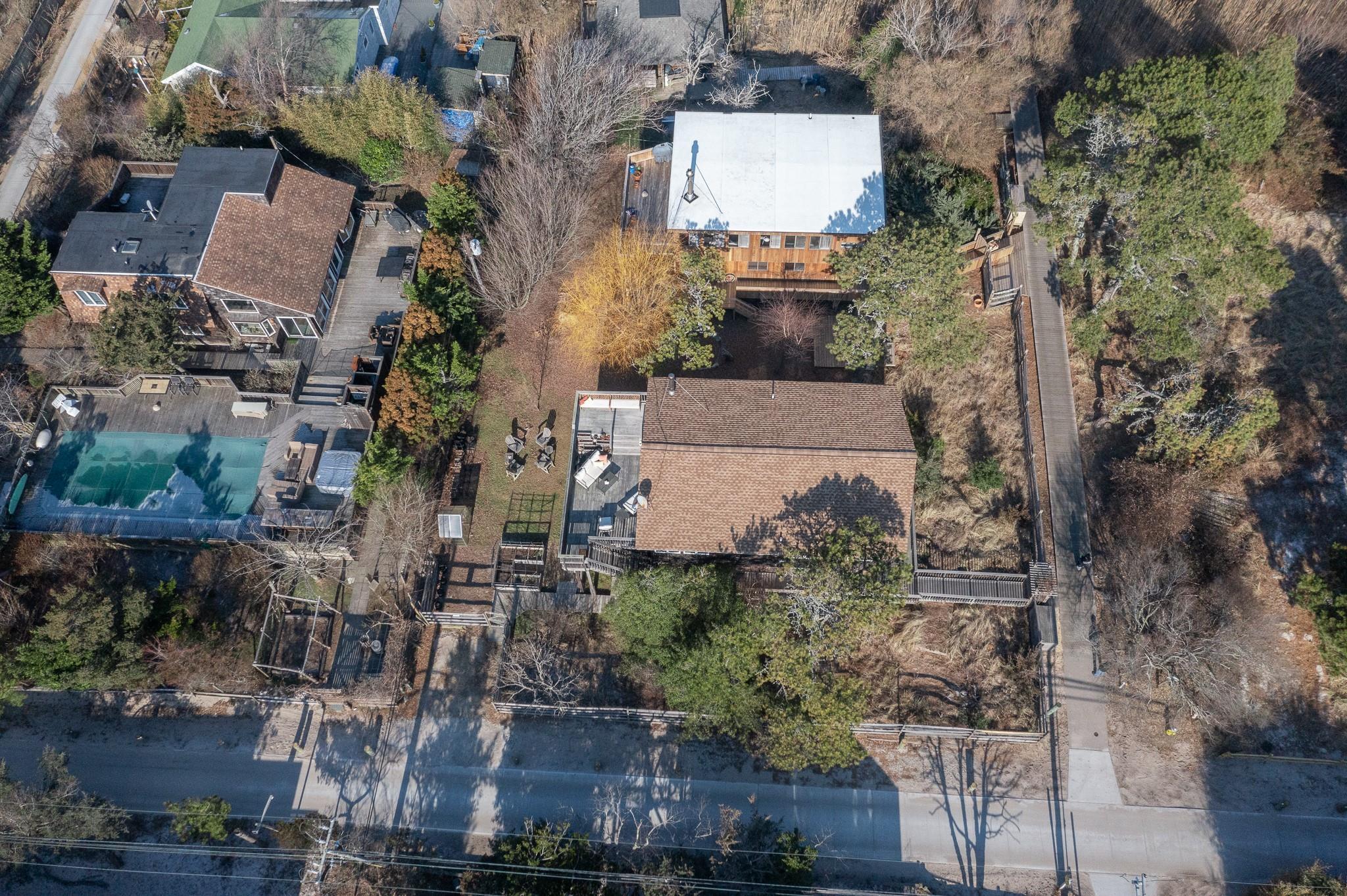 Single Family Clipper Roadway  Suffolk County, NY 11770, MLS-812247-3