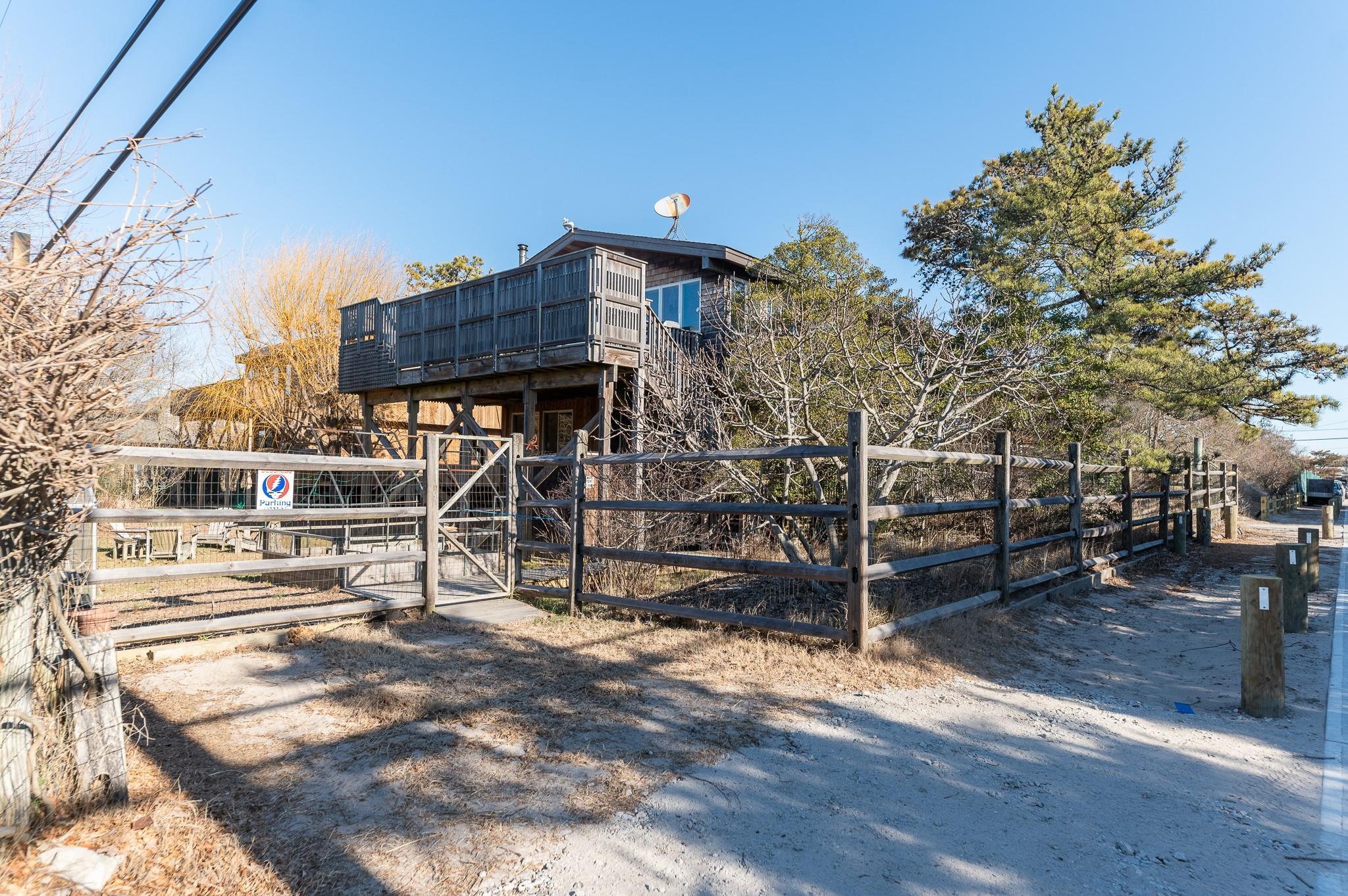 Single Family Clipper Roadway  Suffolk County, NY 11770, MLS-812247-38