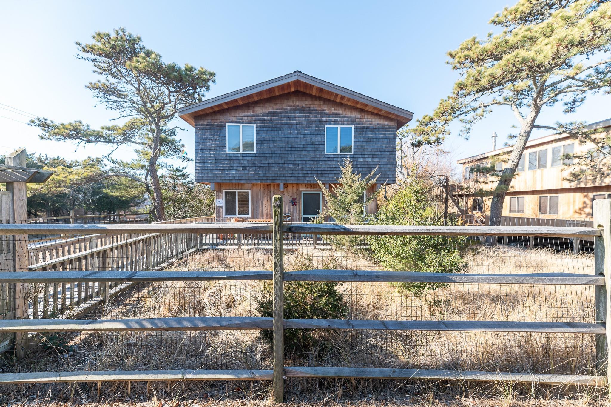 Single Family Clipper Roadway  Suffolk County, NY 11770, MLS-812247-41
